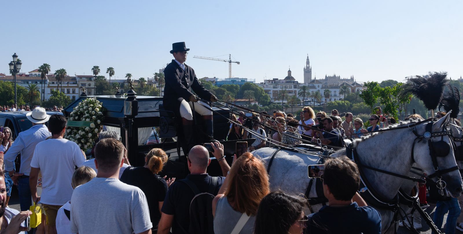 La despedida de Triana a María Jiménez, en imágenes