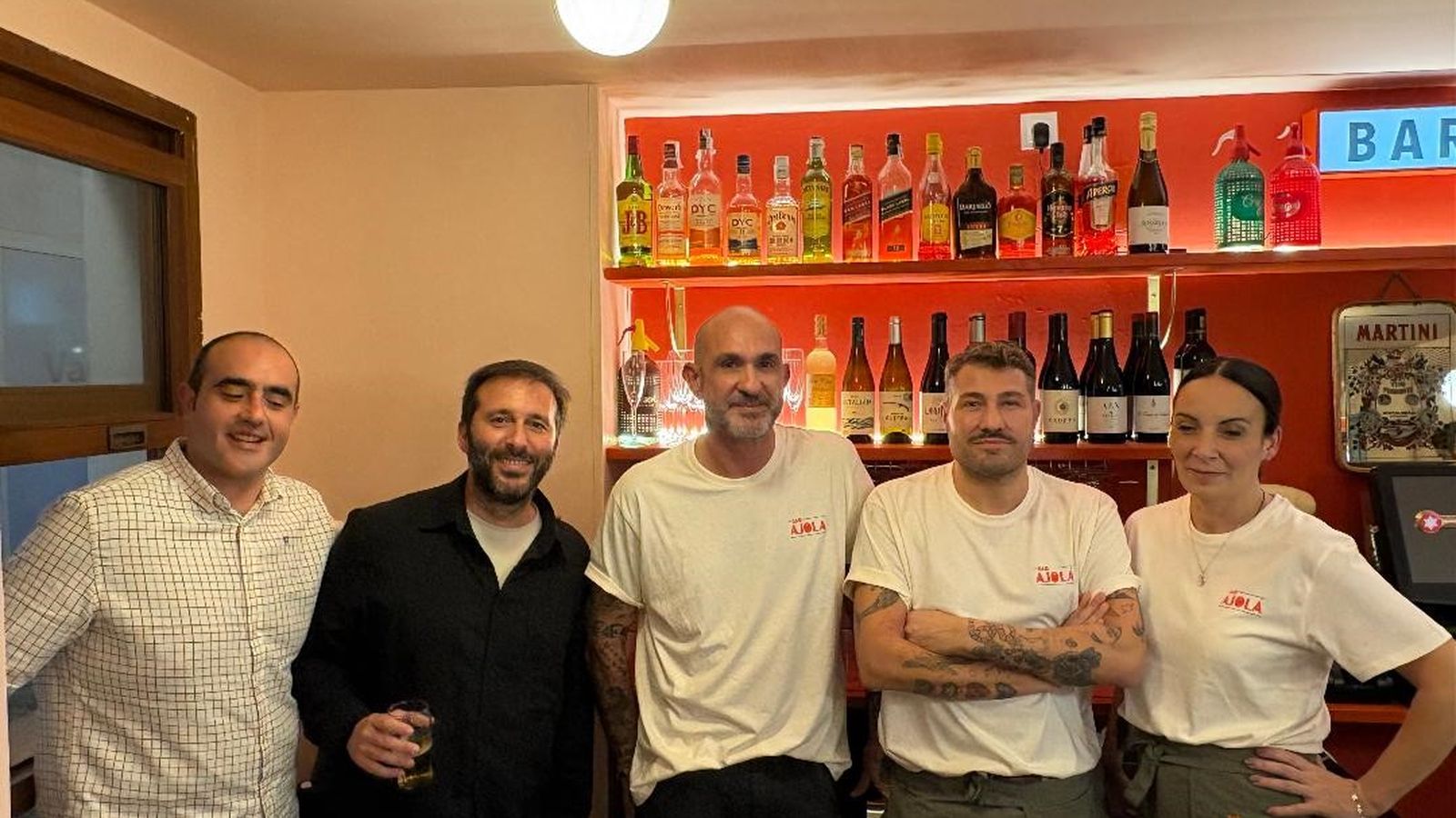 Juande Carrera, Juande Baro, Nacho Padrino, Rafael Revuelta y Lourdes Soler coincidieron en la inauguración.