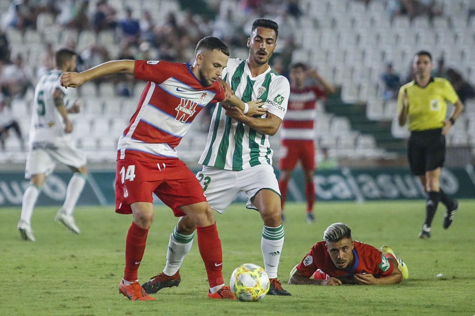 Las imágenes del Córdoba CF-Recreativo Granada