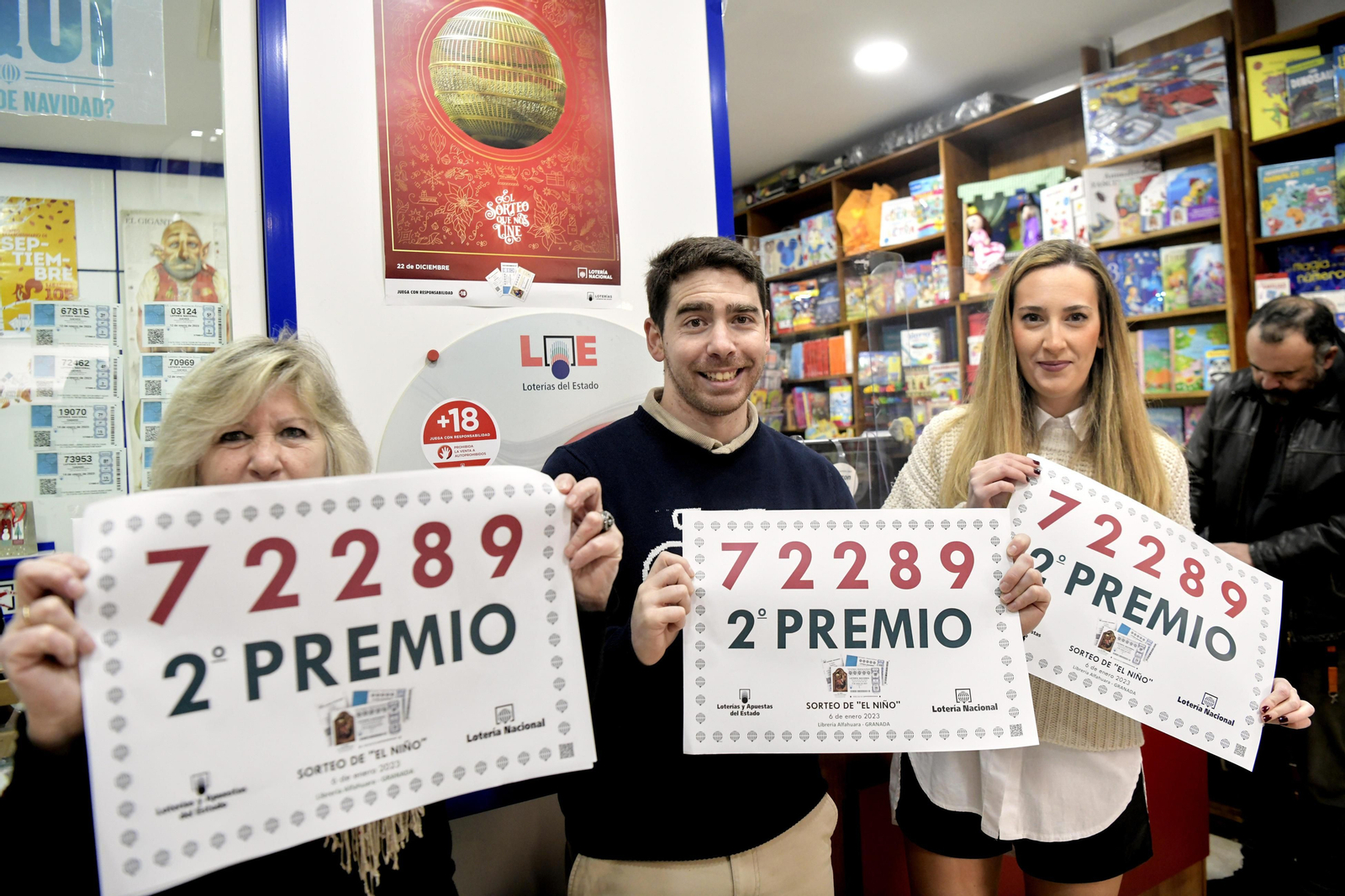 La celebración del Segundo Premio del Sorteo del NIño 2023 en Granada, en imágenes