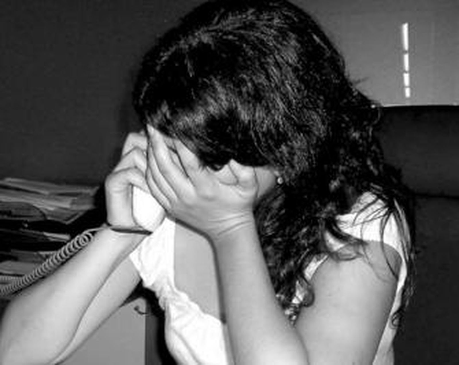 Marcar el número de teléfono es el primer paso para la recuperarse.