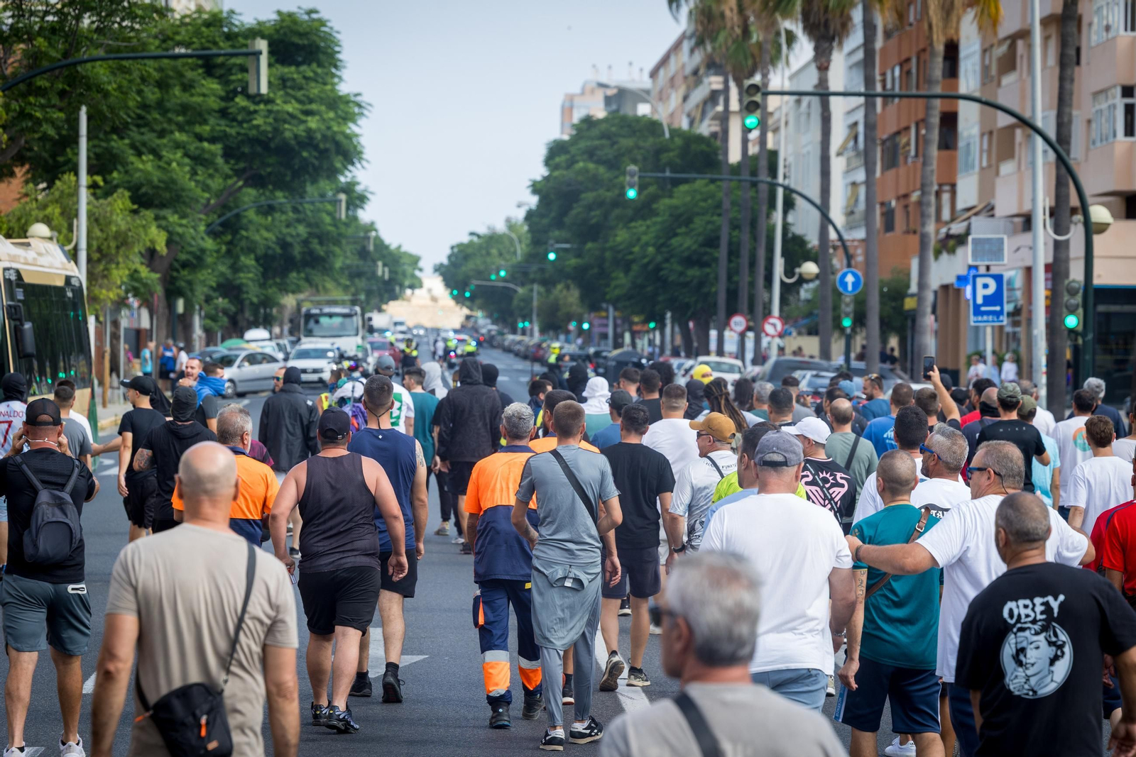 Imágenes de las protestas de trabajadores del metal en Cádiz tras el preacuerdo entre UGT y patronal
