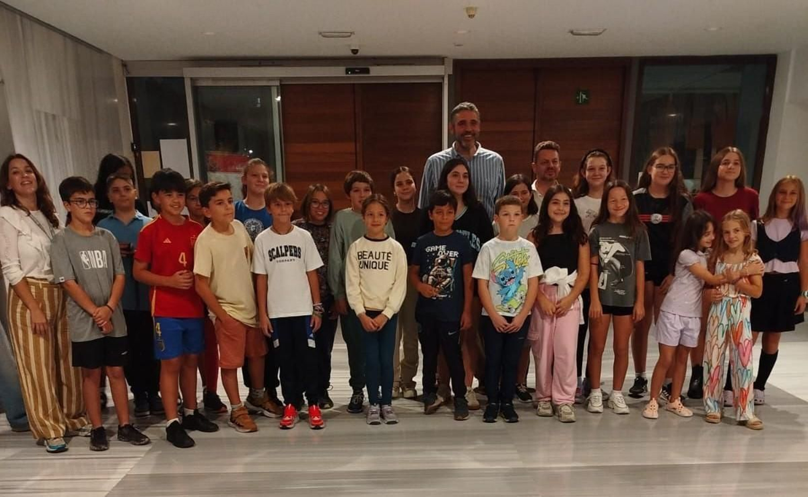 Alumnos y alumnas que participaron en ‘Noche en el museo’.