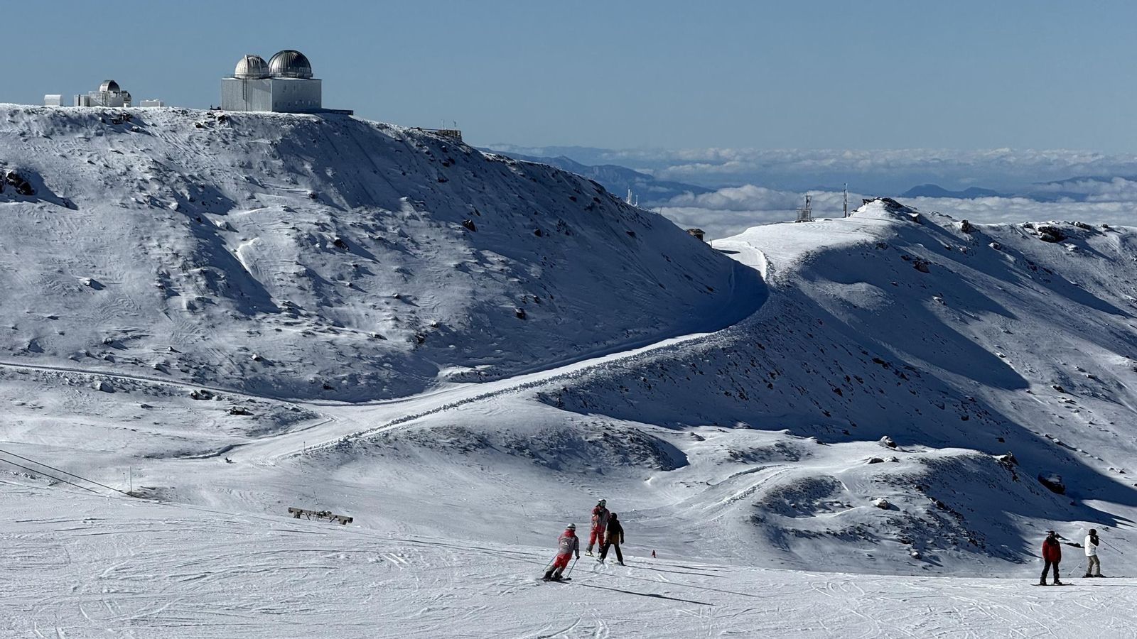 Se han abierto para este puente un total de 16 kilómetros esquiables, con un desnivel de 900 metros