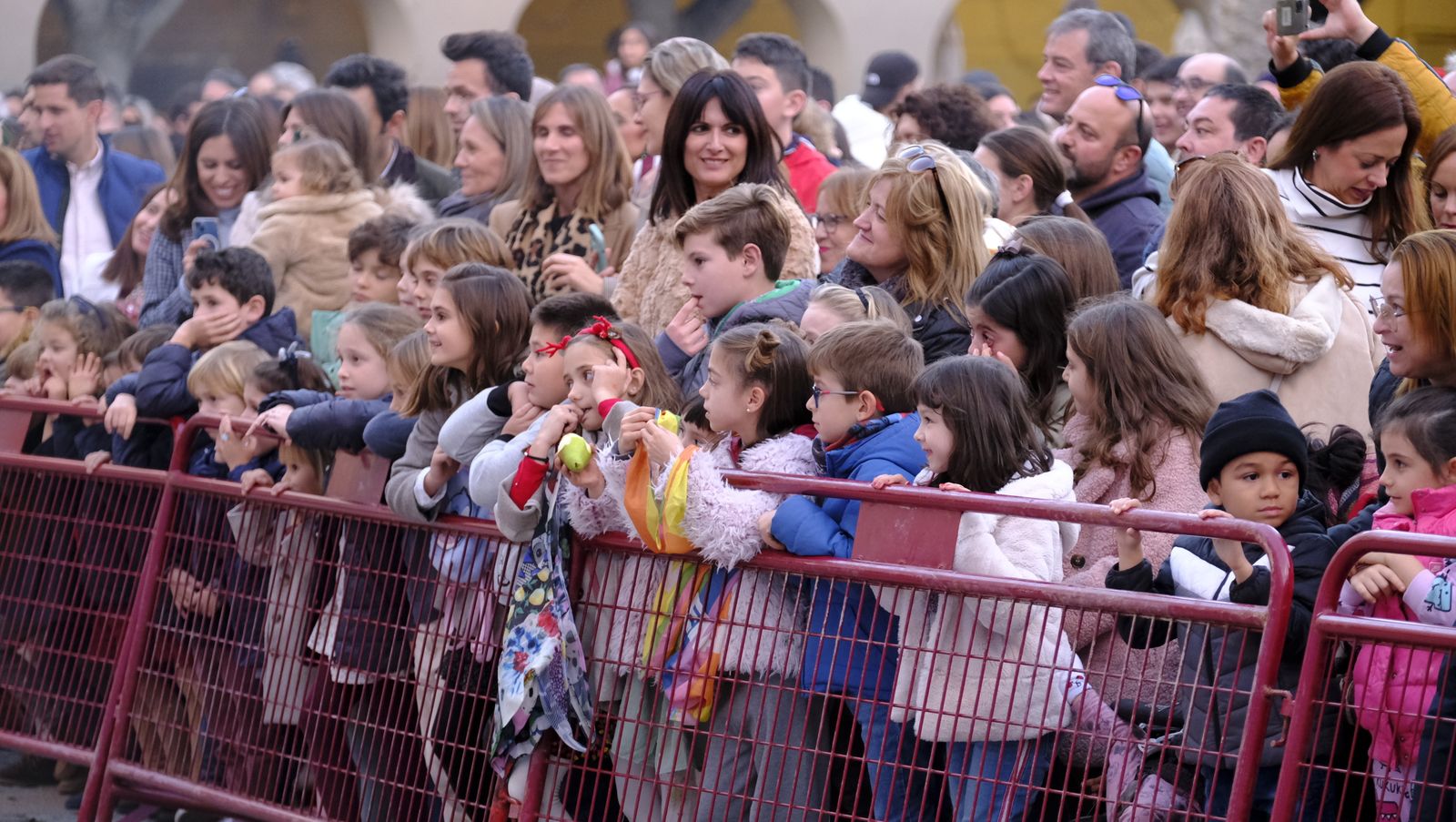 Fotogalería de la Cabalgata de Reyes Magos en Almería