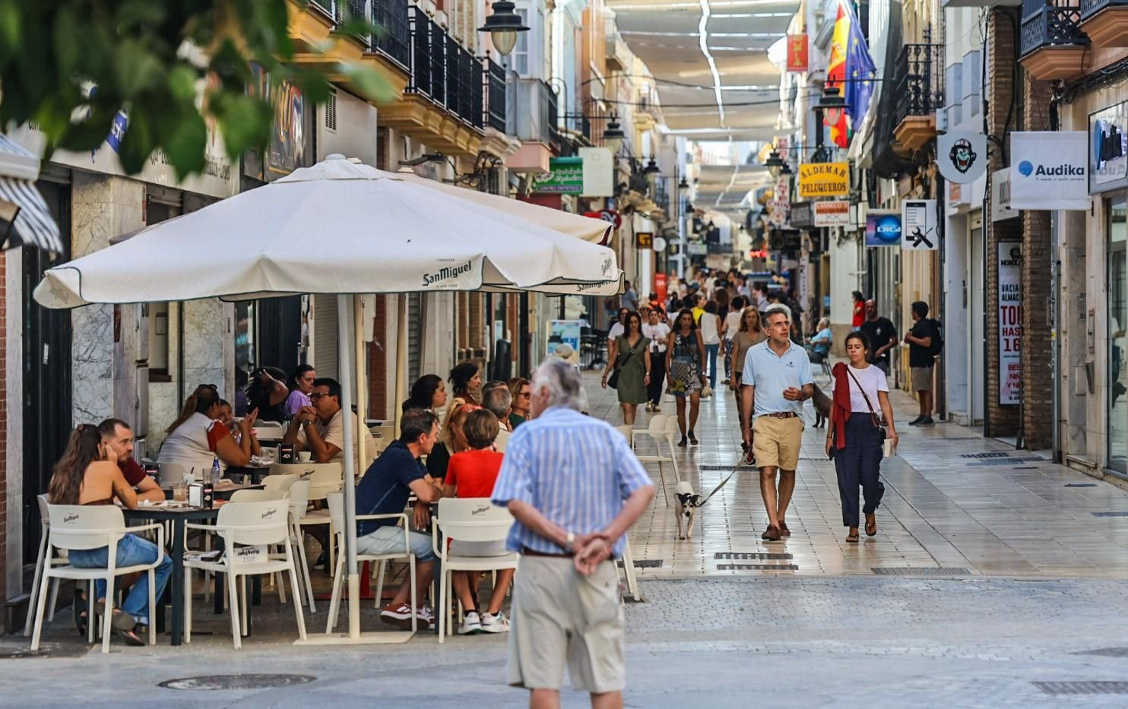 Ambiente en la calle Concepción.