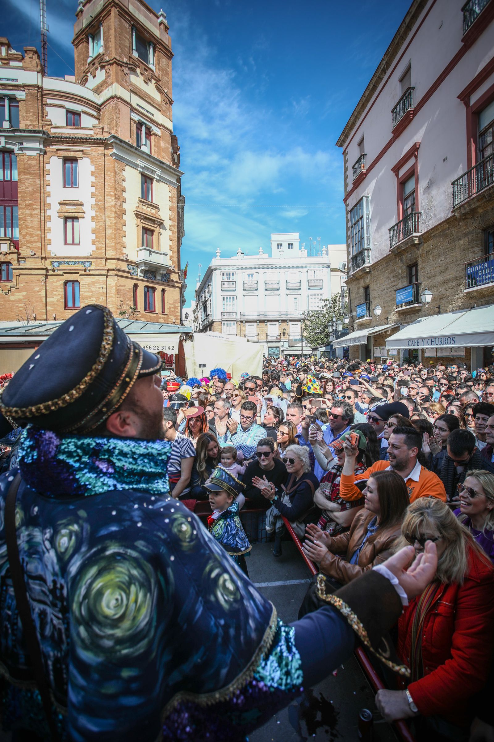 Batalla de coplas en el centro histórico