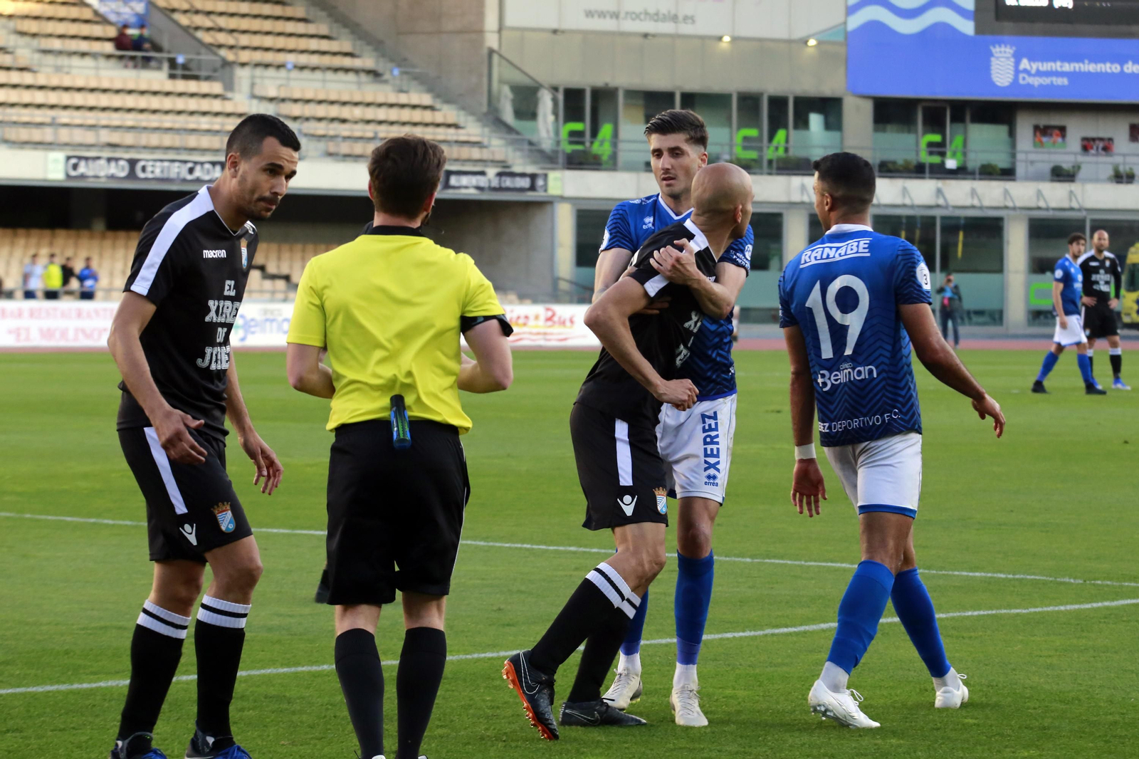 Derbi entre Xerez DFC y Xerez CD en Chapín