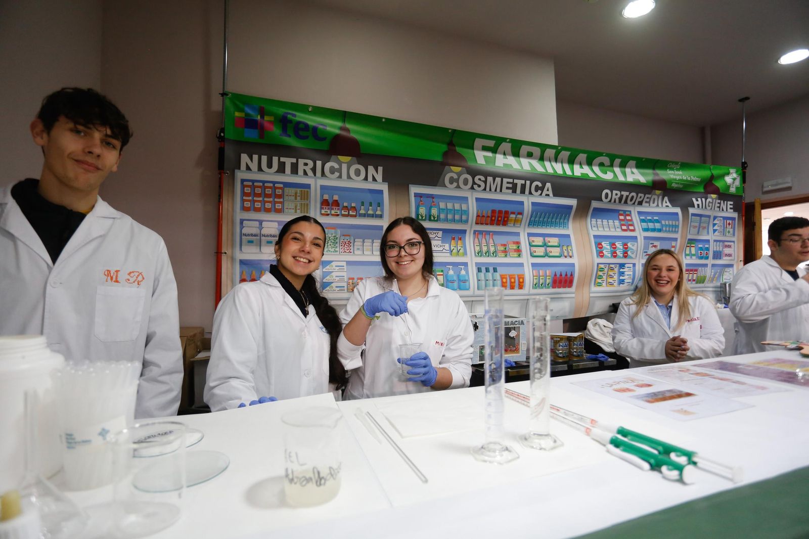 Las fotos de la XIII Feria de Ciclos Formativos Campo de Gibraltar en el Palacio de Congresos de La Línea