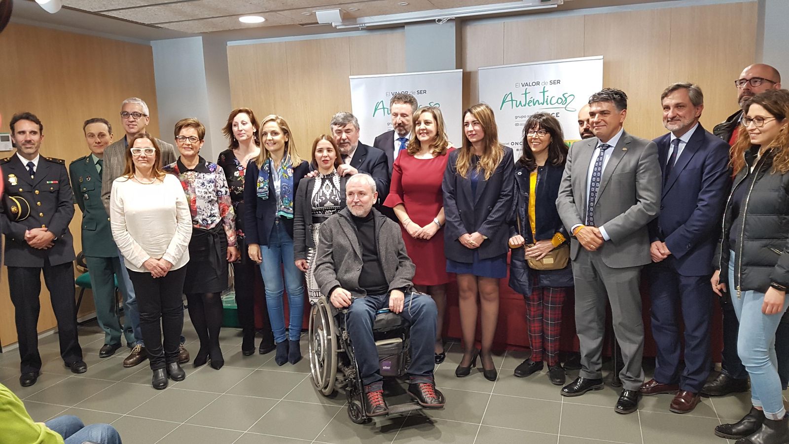 Muchos fueron los agentes que acudieron a la toma de posesión.