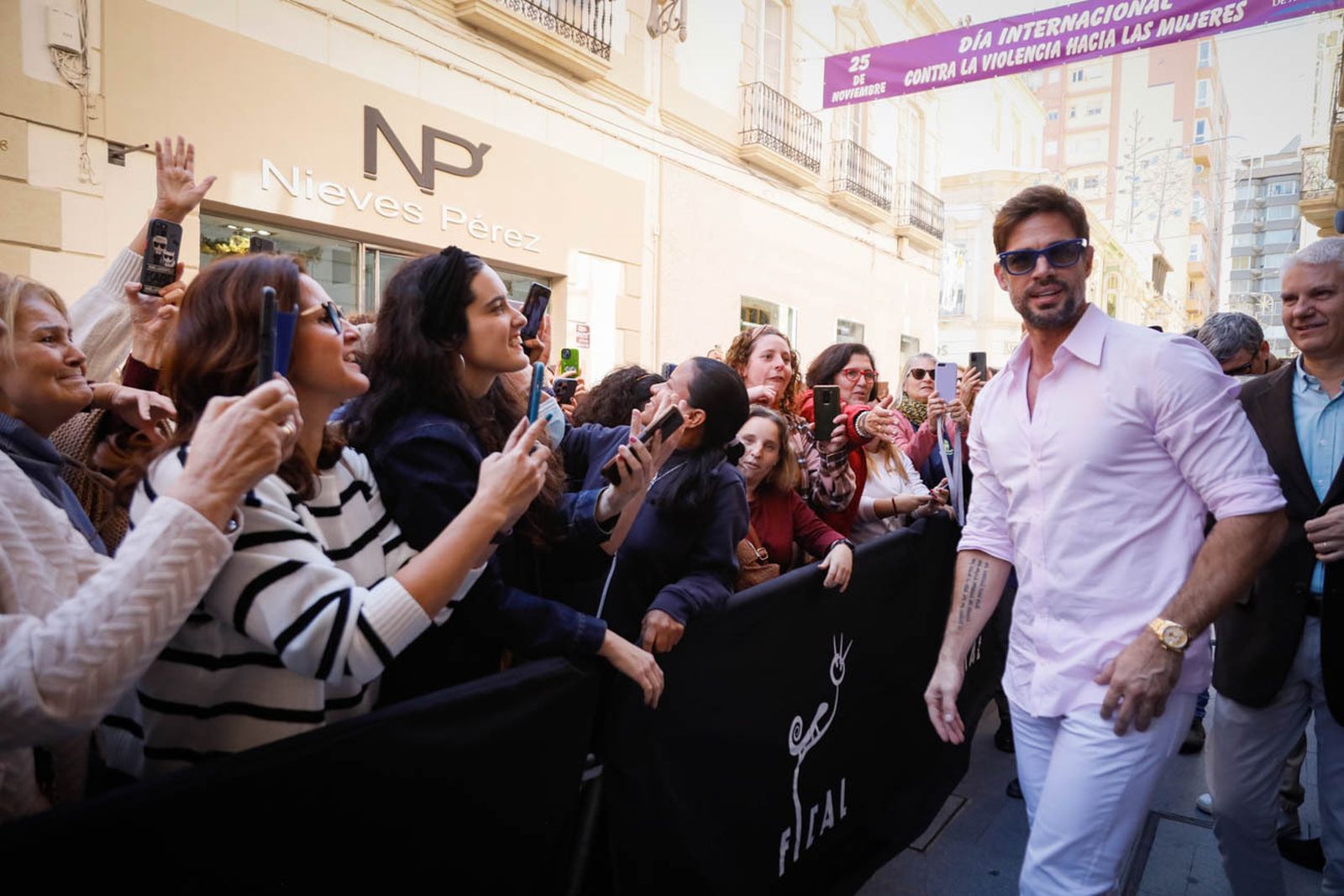 Imágenes de William Levy en FICAL