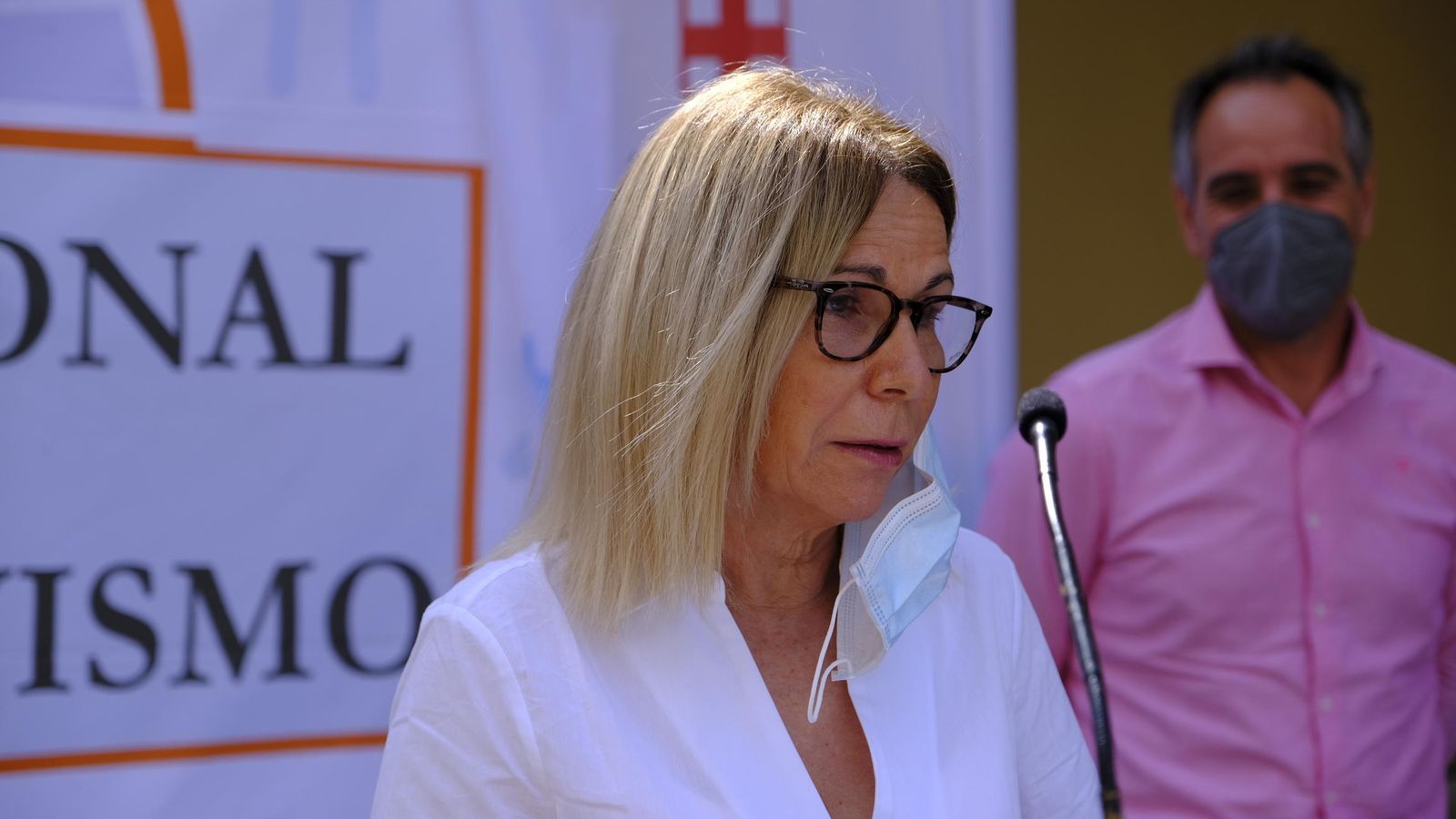 Martirio Castilla, presidenta de FAECTA en Almería, esta mañana en la presentación del acto del próximo viernes
