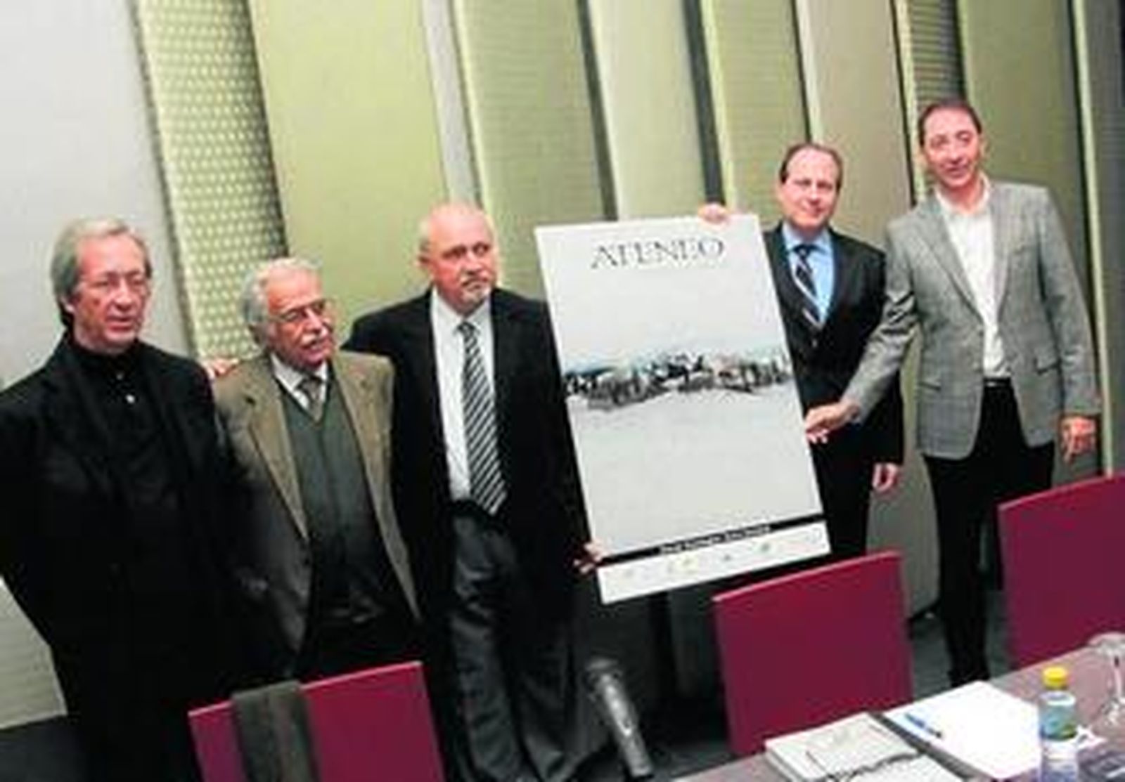 Presentación de la revista 'Ateneo del Nuevo Siglo', ayer.