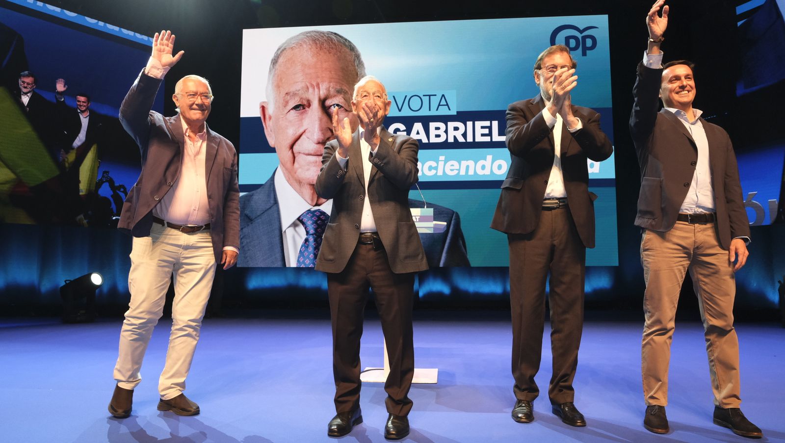 Imágenes de Rajoy apoyando la candidatura de Gabriel Amat a la Alcaldía de Roquetas de Mar