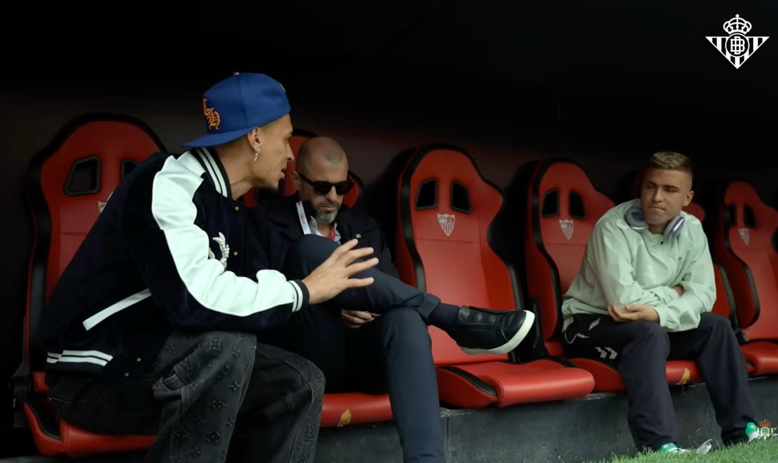 Antony y Pablo García conversan antes del derbi