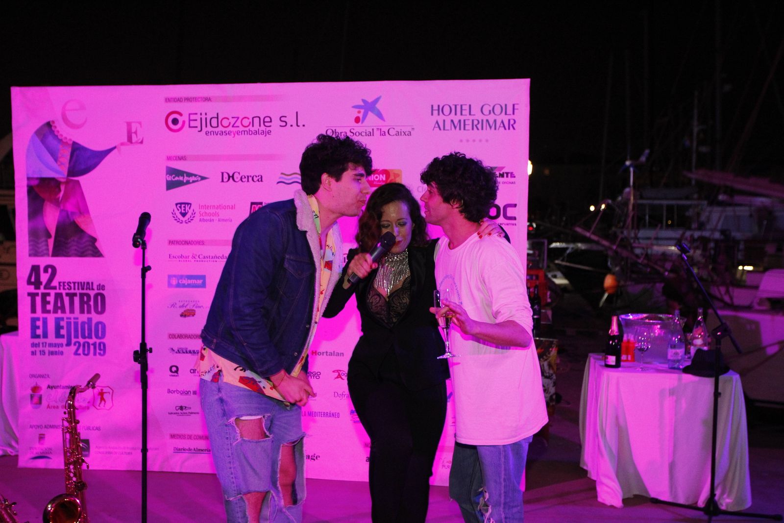 Fotogalería Teatro Comestible. Festival Teatro El Ejido. Puerto Almerimar