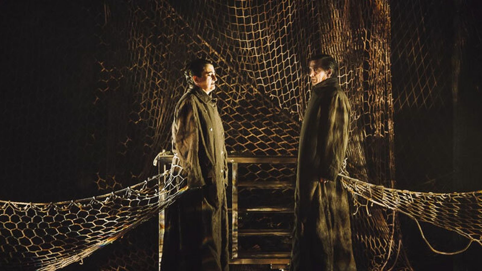 'Contra la Democracia'.