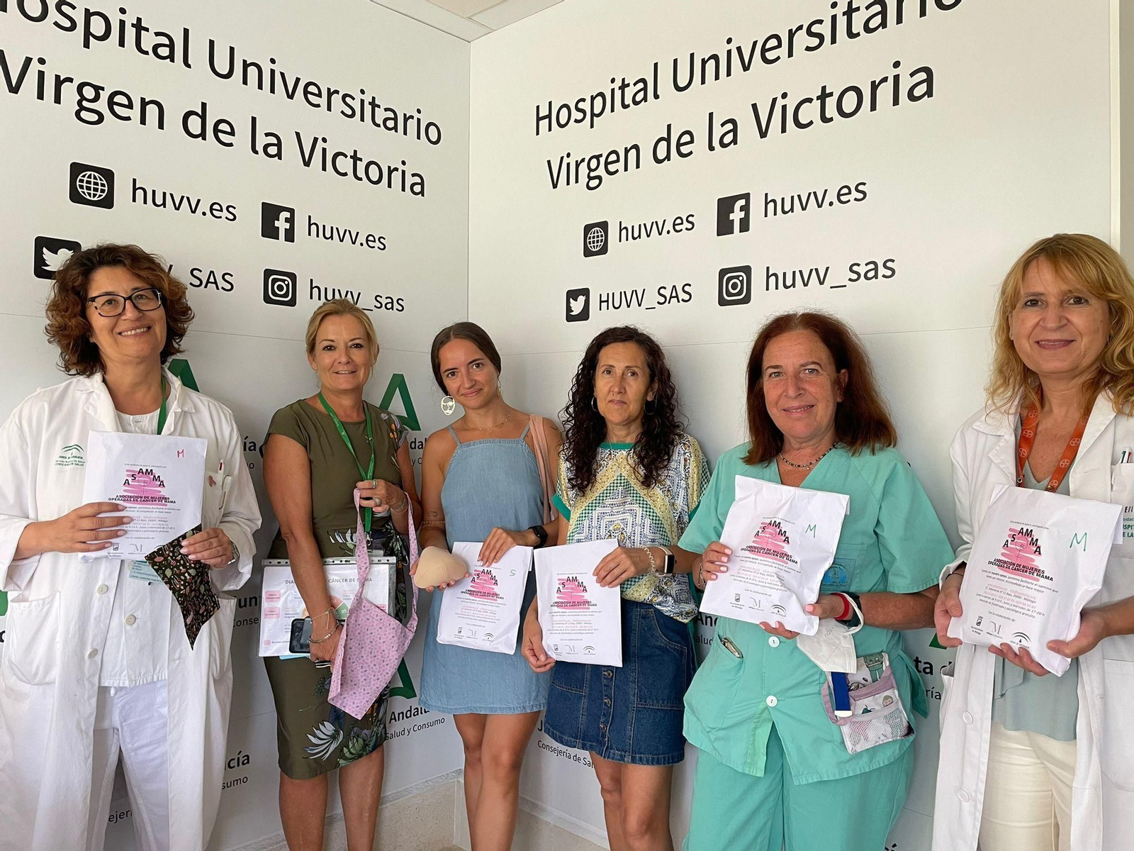 Imagen de la reunión entre responsables del Hospital Clínico de Málaga y representantes de ASAMMA Imagen de la reunión entre responsables del Hospital Clínico de Málaga y representantes de ASAMMA