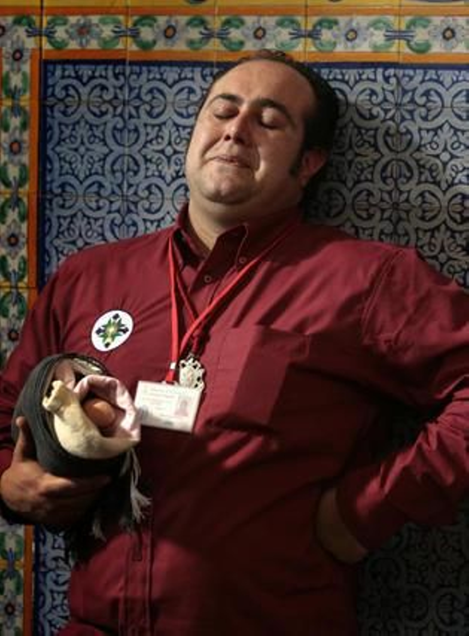 Un costalero de San Gonzalo lamenta la decisión de su hermandad de no salir.

Foto: Juan Carlos Muñoz