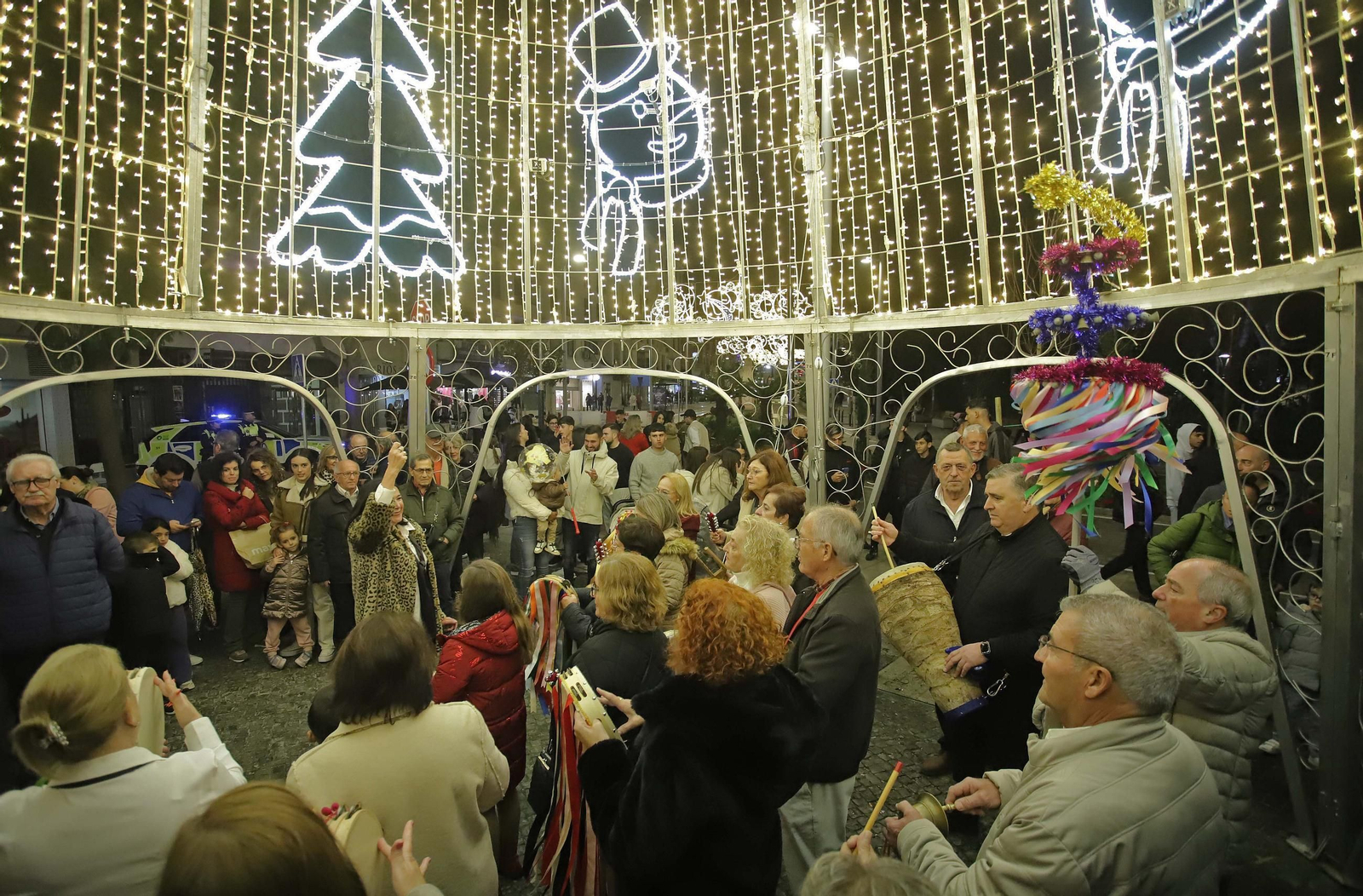 Fotos del encendido del alumbrado navideño en Algeciras