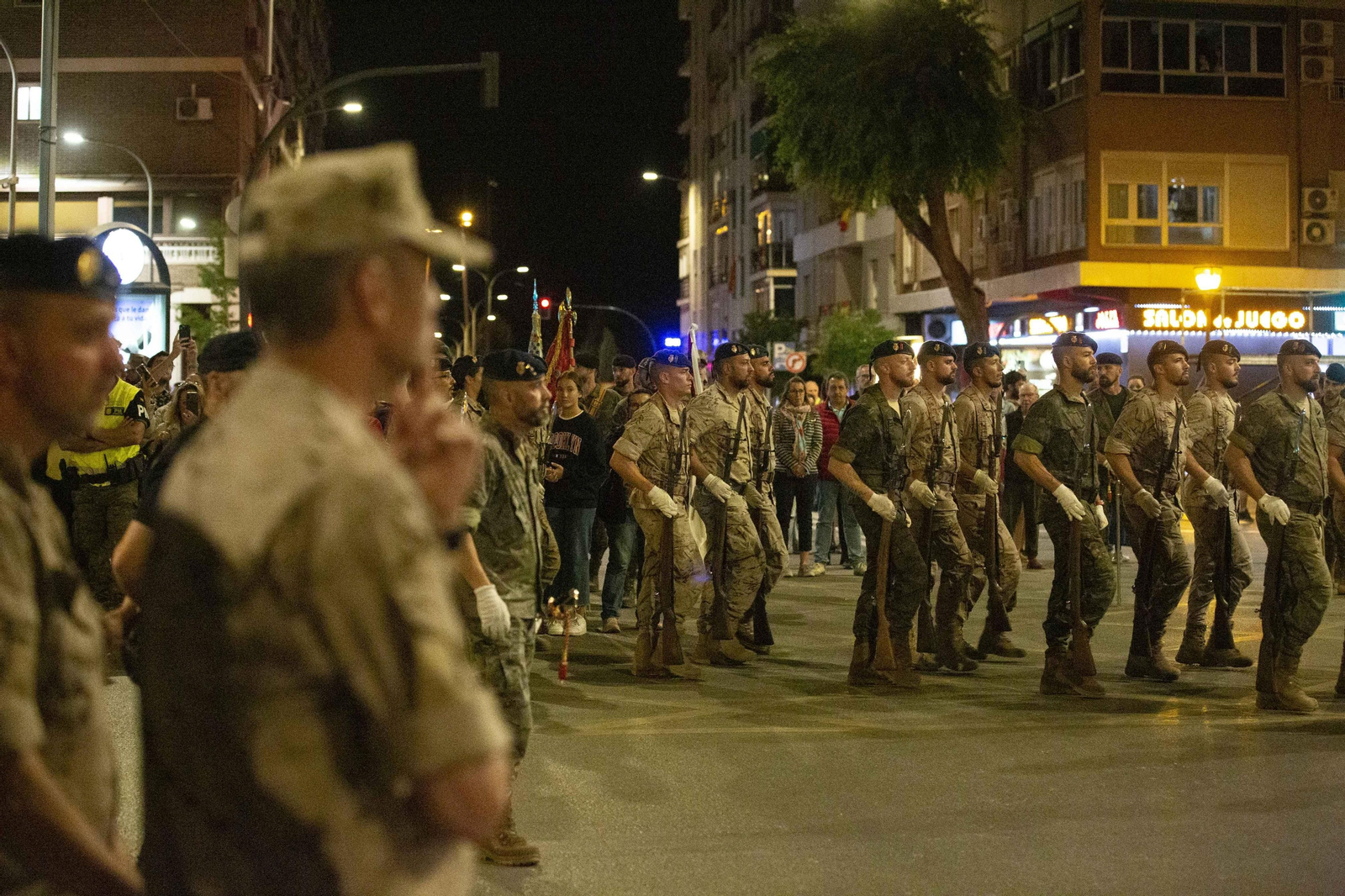 Las Fuerzas Armadas ensayan el desfile por las calles de Granada