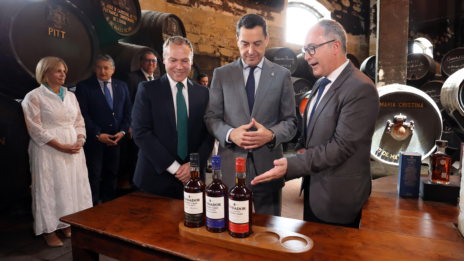 Juanma Moreno en la celebración del 150 aniversario de Fundador