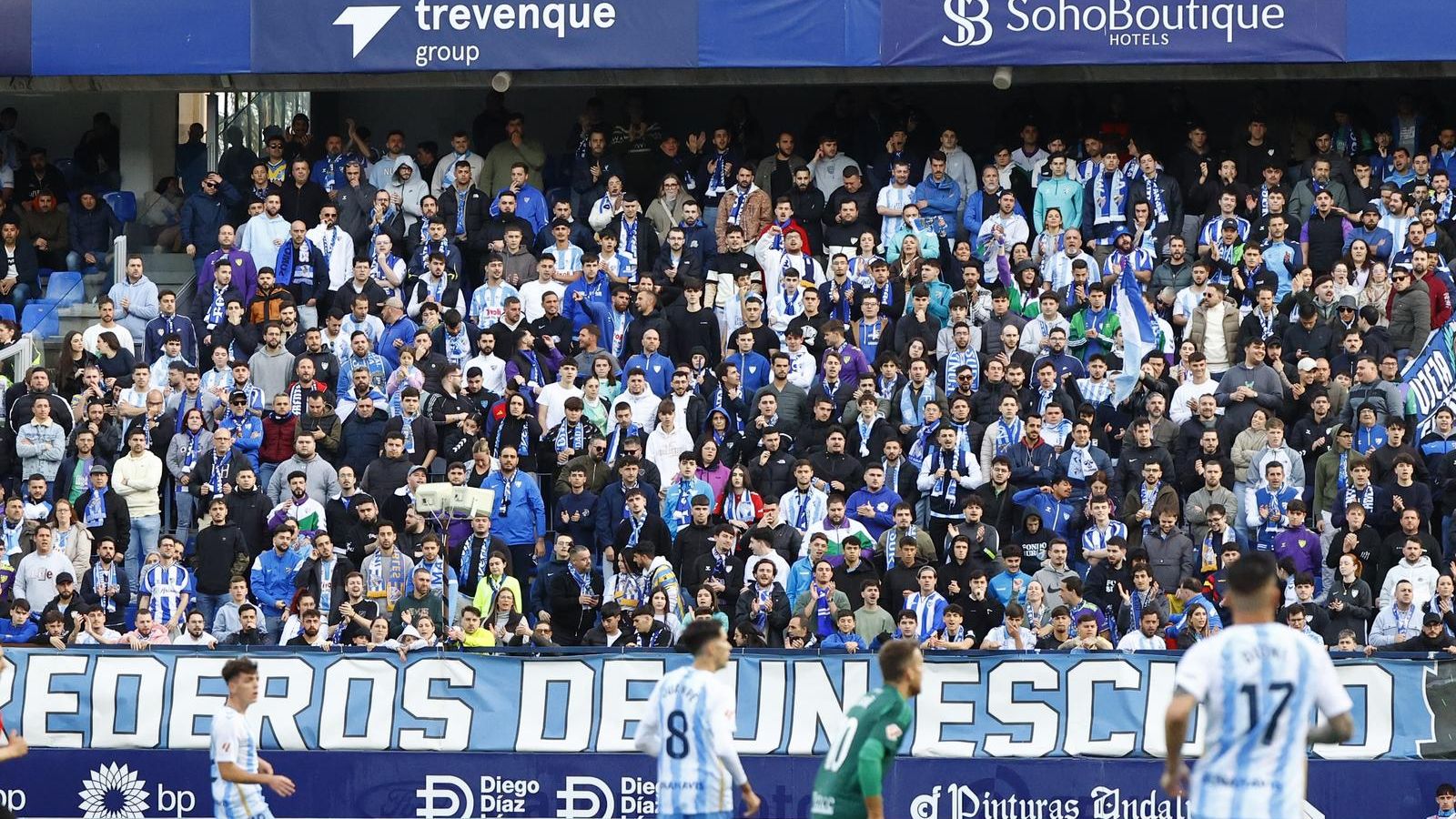 Búscate en La Rosaleda durante el Málaga CF-Racing de Ferrol