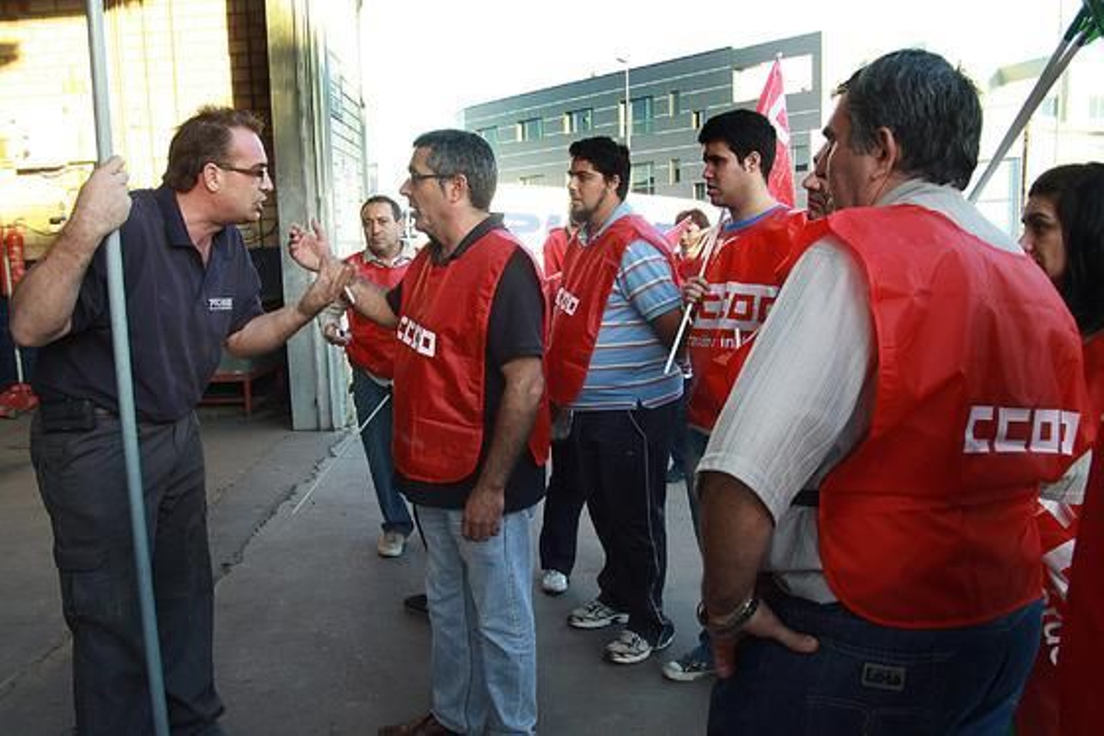 Foto: Óscar Barrionuevo, Rafael A. Butelo, Alguacil