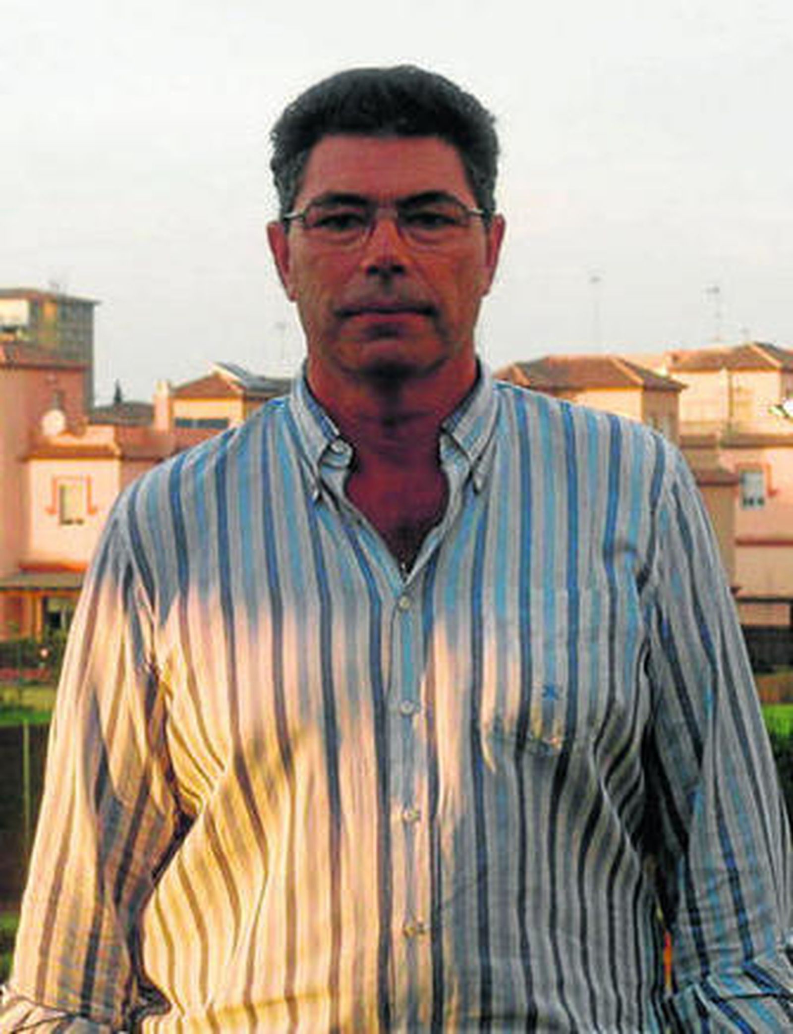 Un galeno sobre la pista de tenis