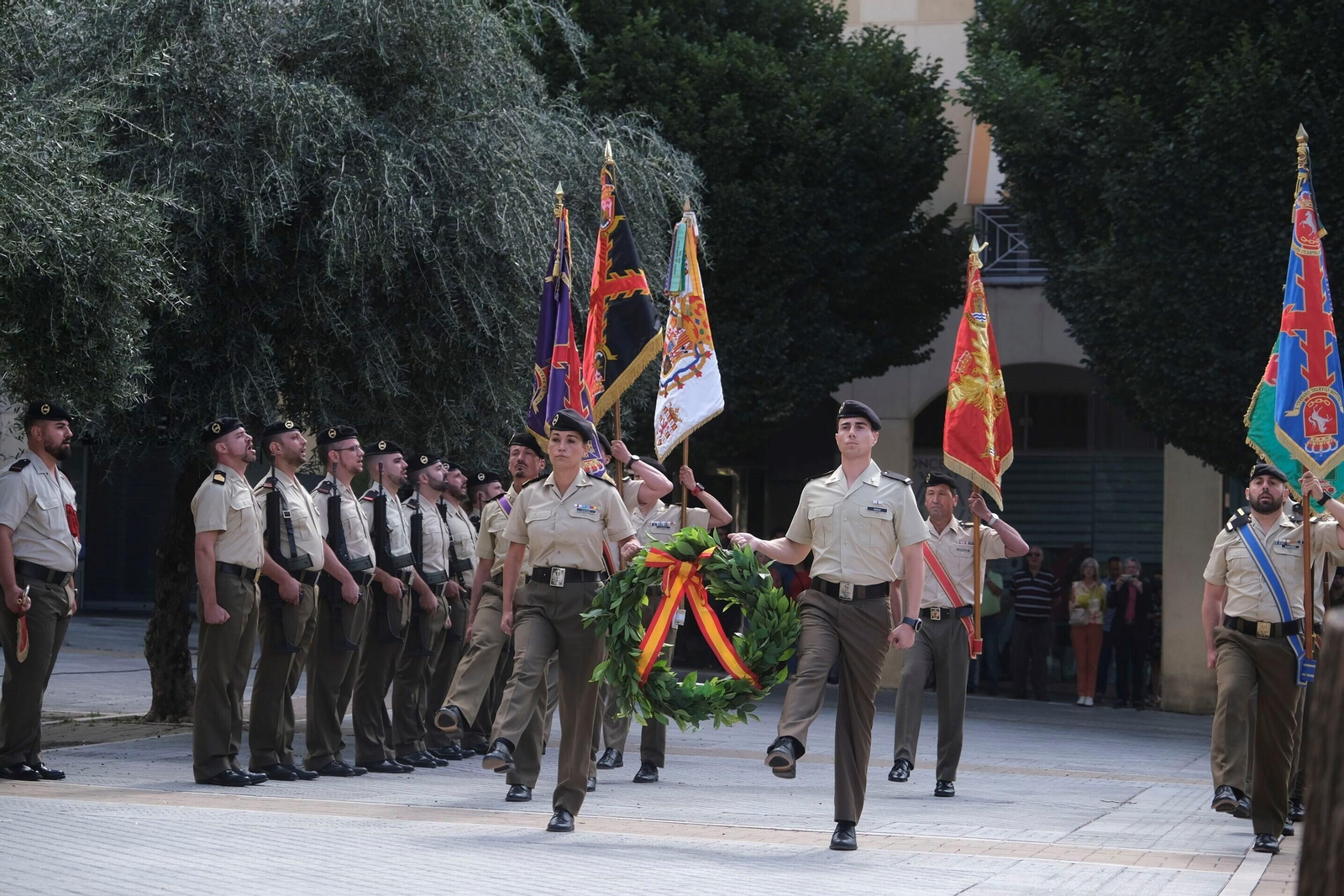 El homenaje de la Brigada de Córdoba al teniente Rafael Carbonell, en imágenes