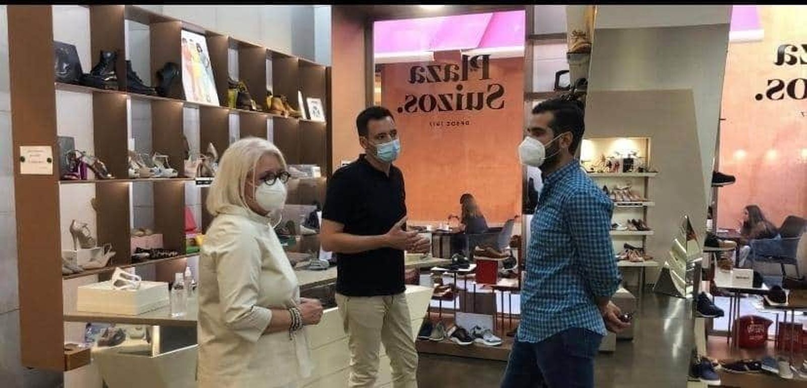 El Ayuntamiento repartirá 37.800 tickets descuento de aparcamiento para fomentar el comercio en el centro