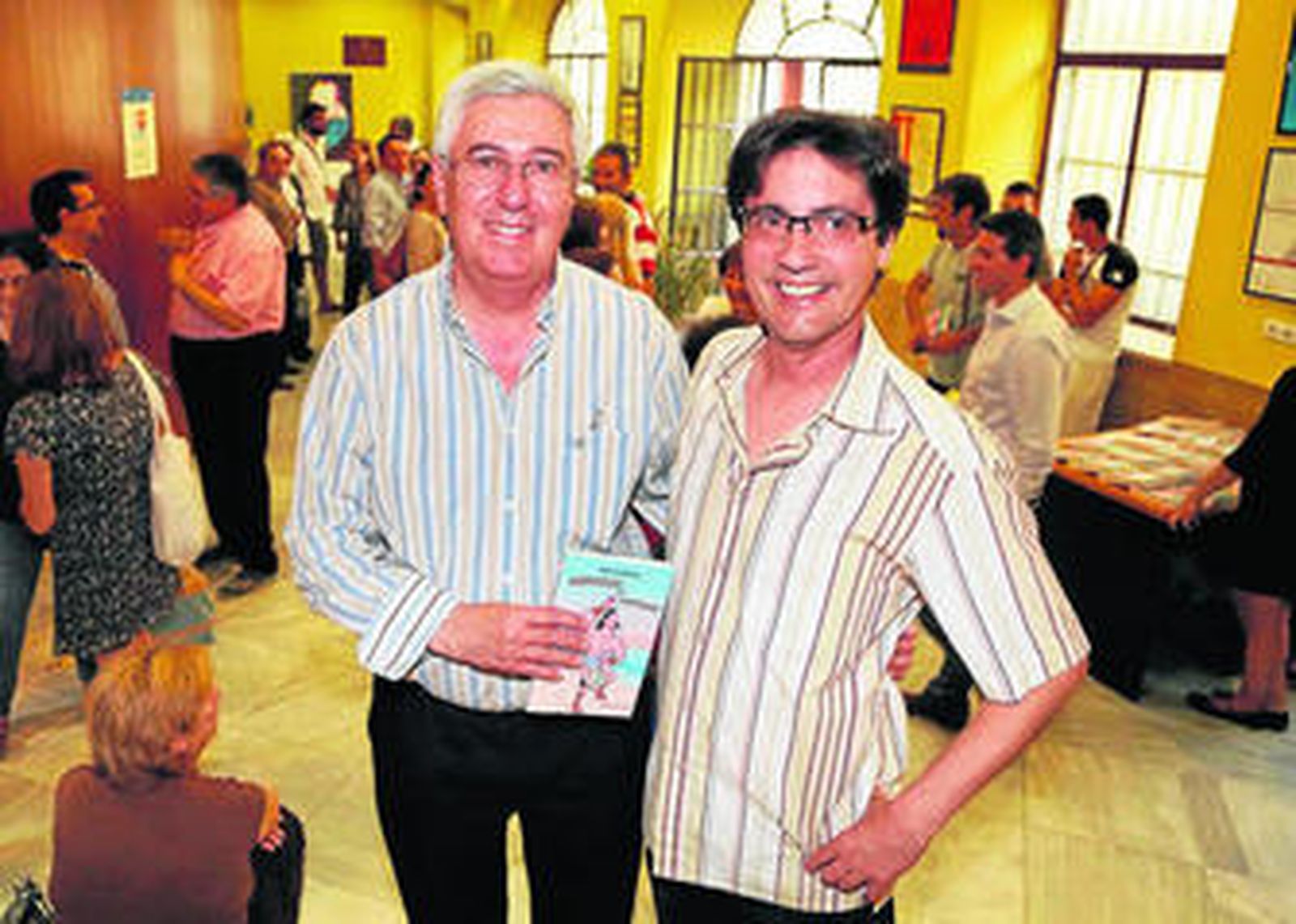 Luis Carreño (i) y Fernando Taboada ayer durante la presentación.