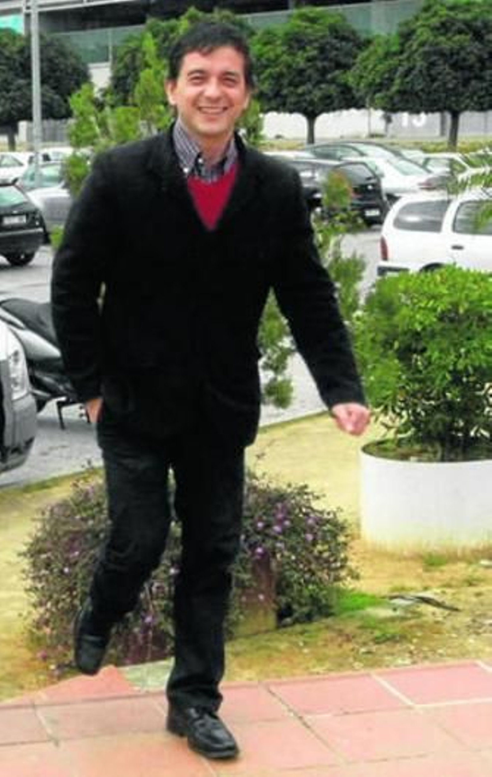 Manu Cazalla se muestra indignado con Morales y Mateos.