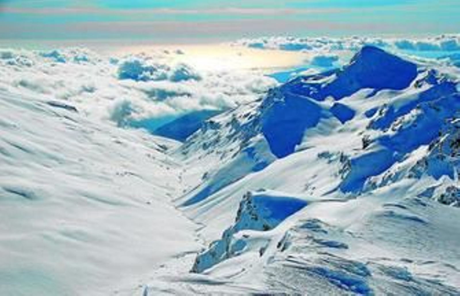 El viento y el frío tallan curiosas formas de hielo en Tajos Altos.