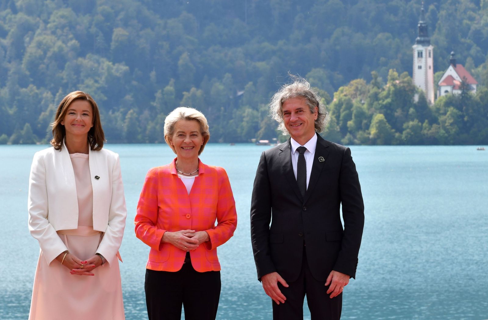 La presidenta de la Comisión Europea, Ursula Von der Leyen, en Bled (Eslovenia)