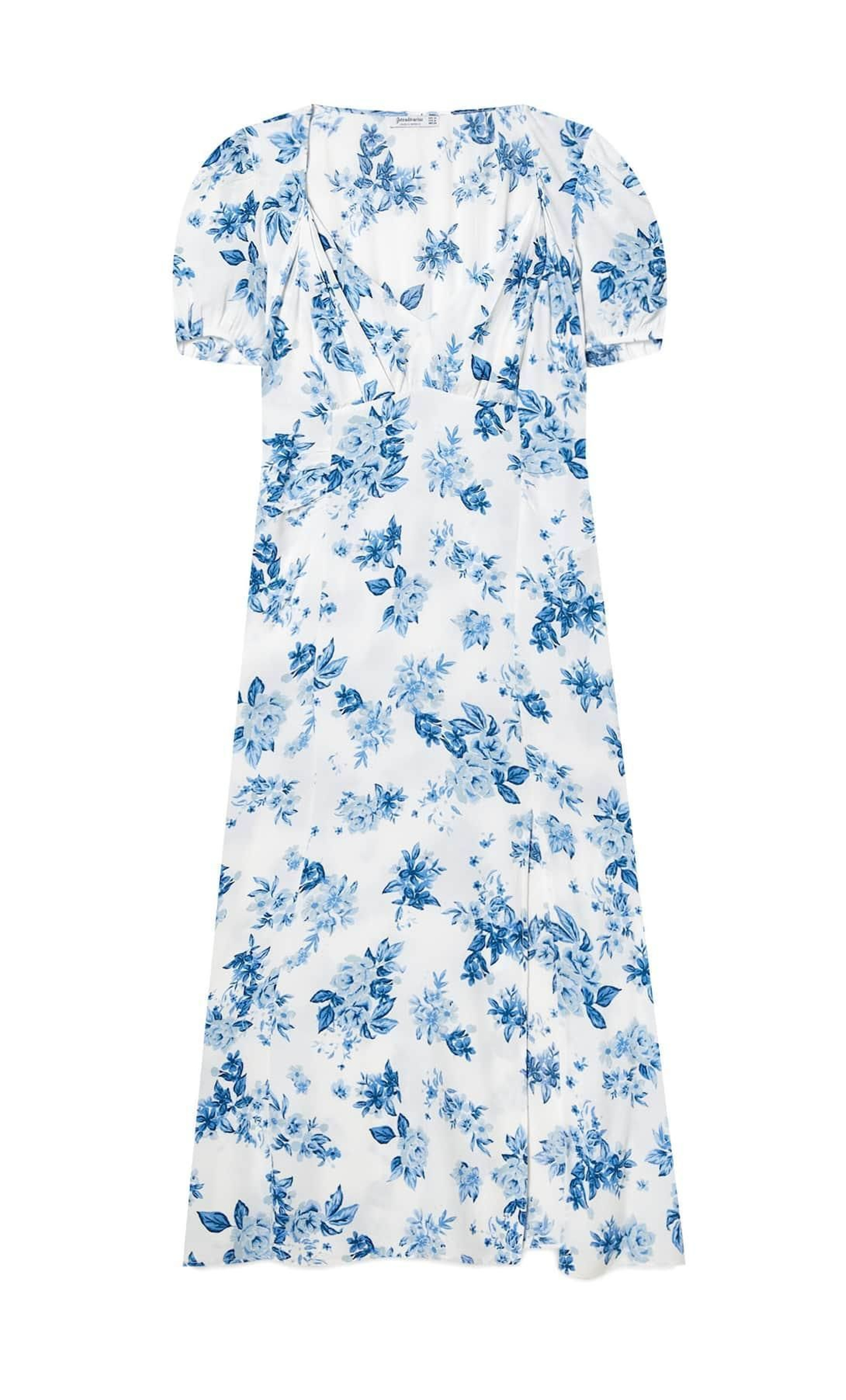 Vestido midi de flores azules de Stradivarius. Vestido midi de flores azules de Stradivarius.