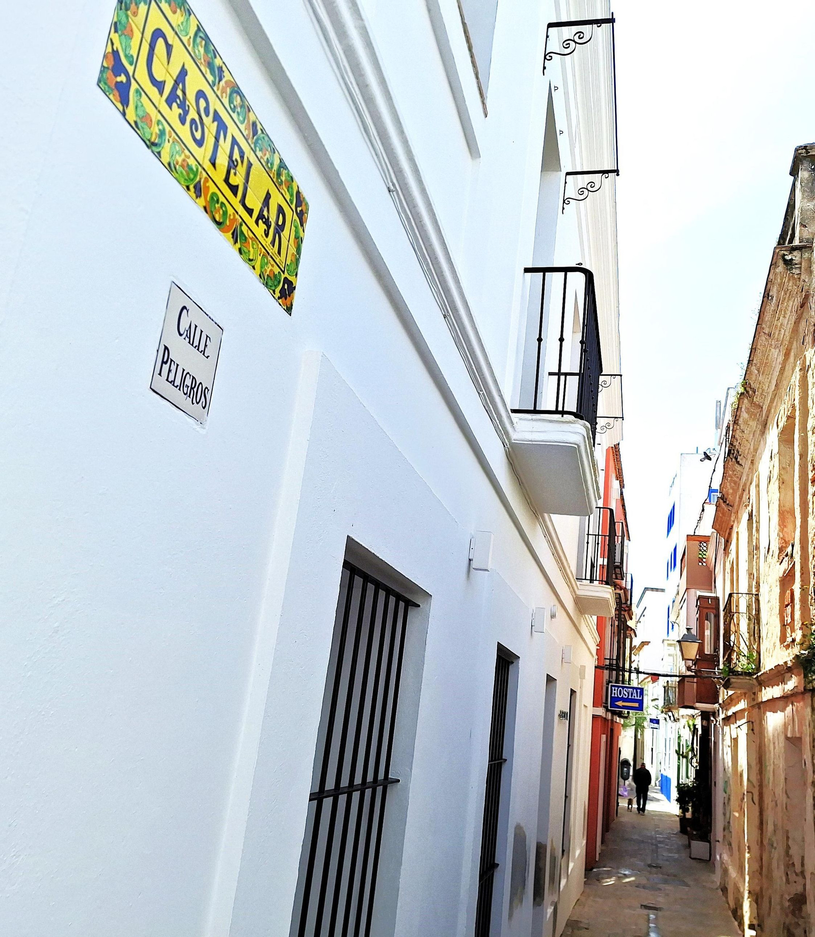 Calle Castelar, antes llamada calle de Peligros.