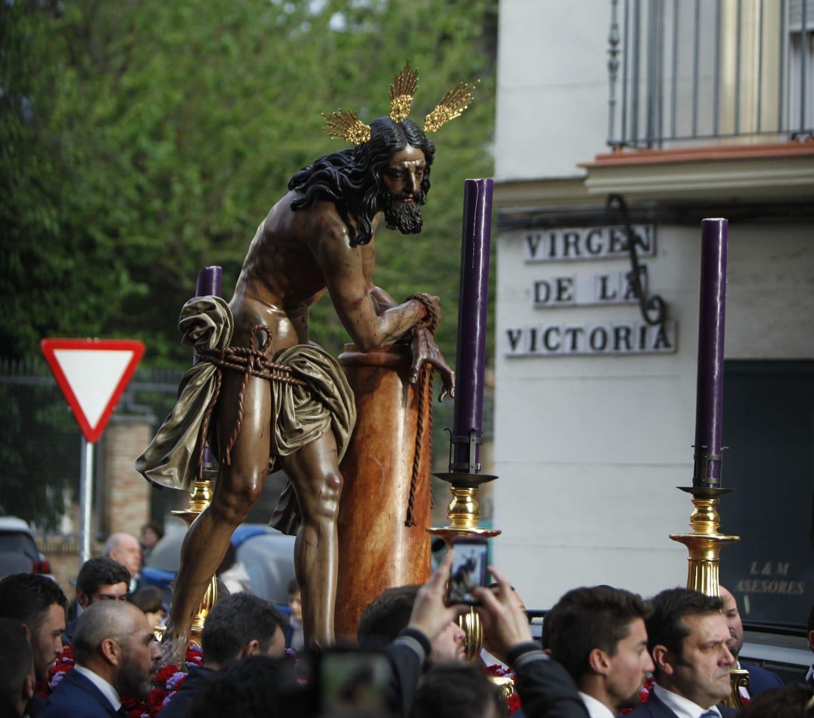 Vía crucis de la Hermandad de las Cigarreras