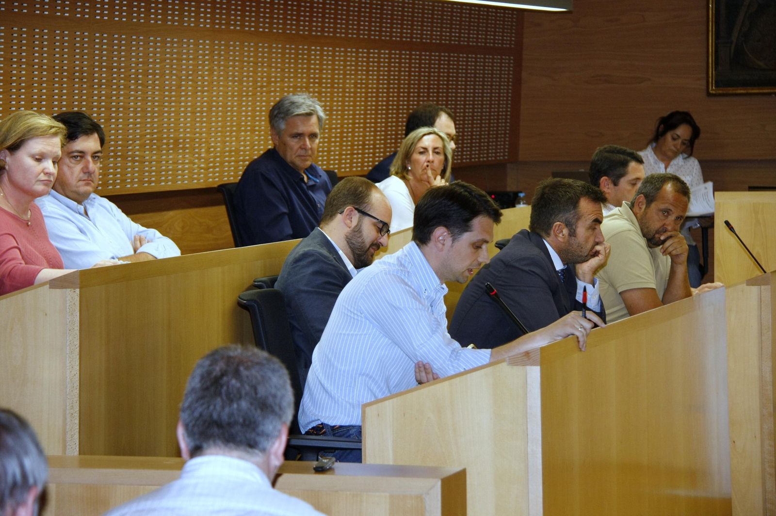 Los ya ex-concejales Consuelo Lorenzo, Gonzalo Ganaza y Alejandro Merello, junto al candidato Germán Beardo.