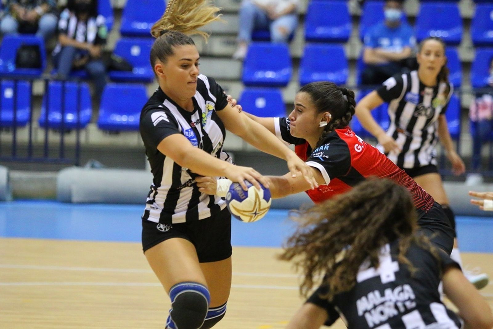 Imagen de uno de los partidos del Málaga Norte en Ciudad Jardín.