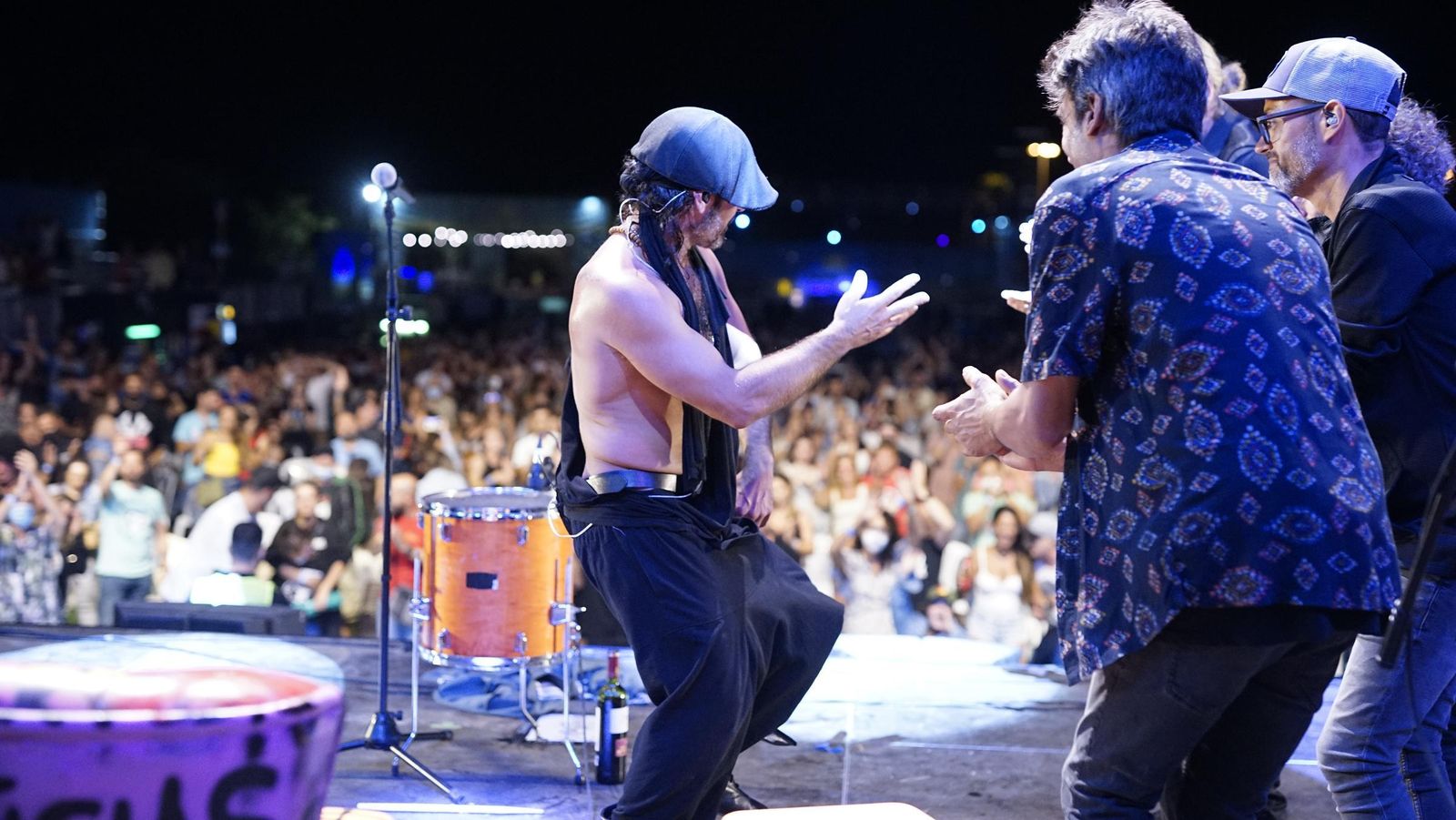 Un momento del concierto de Miguel Campello el pasado sábado en el festival Rota es Música.