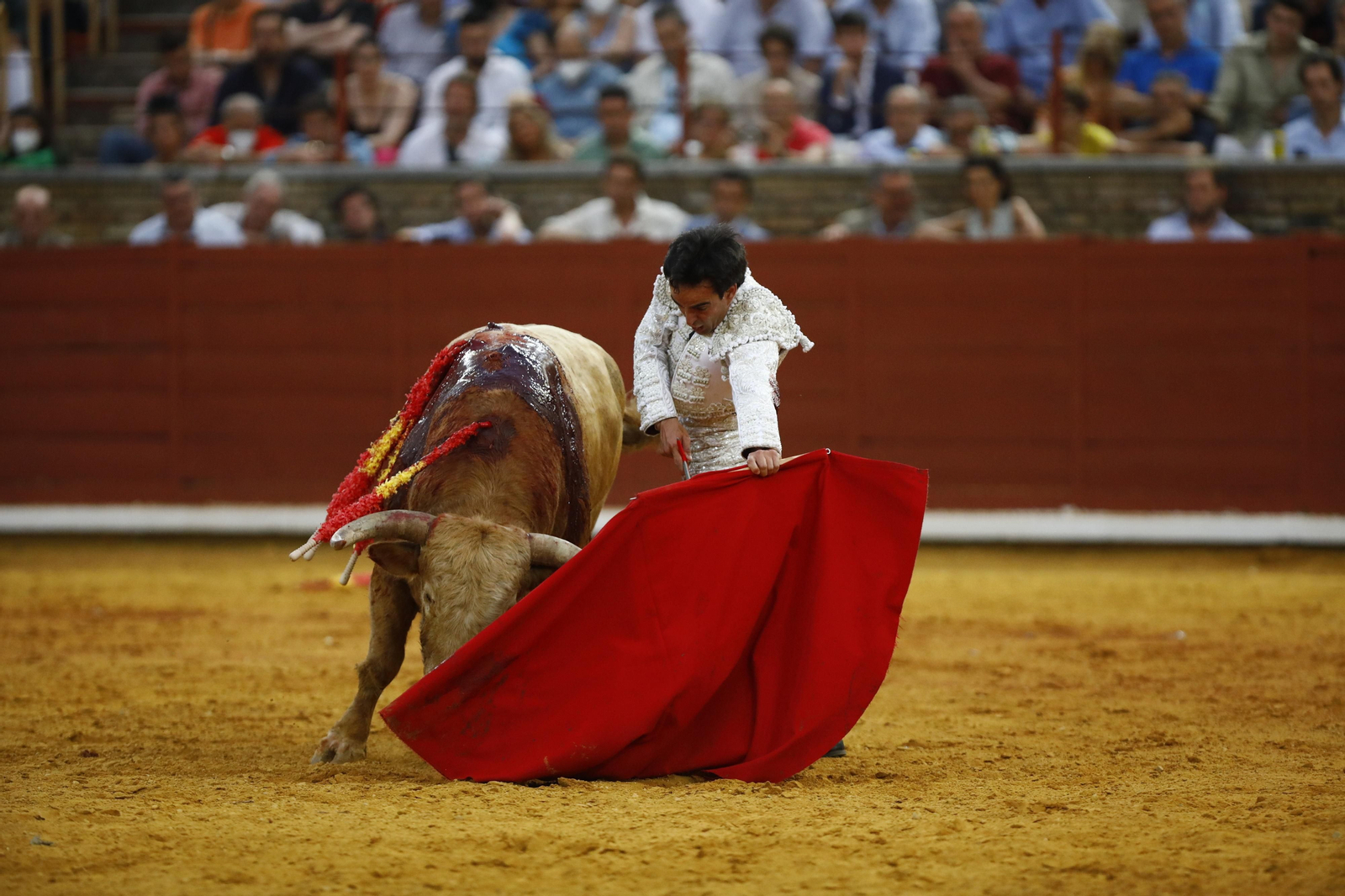 La corrida de Talavante, Roca Rey y Lagartijo, en Córdoba, en imágenes