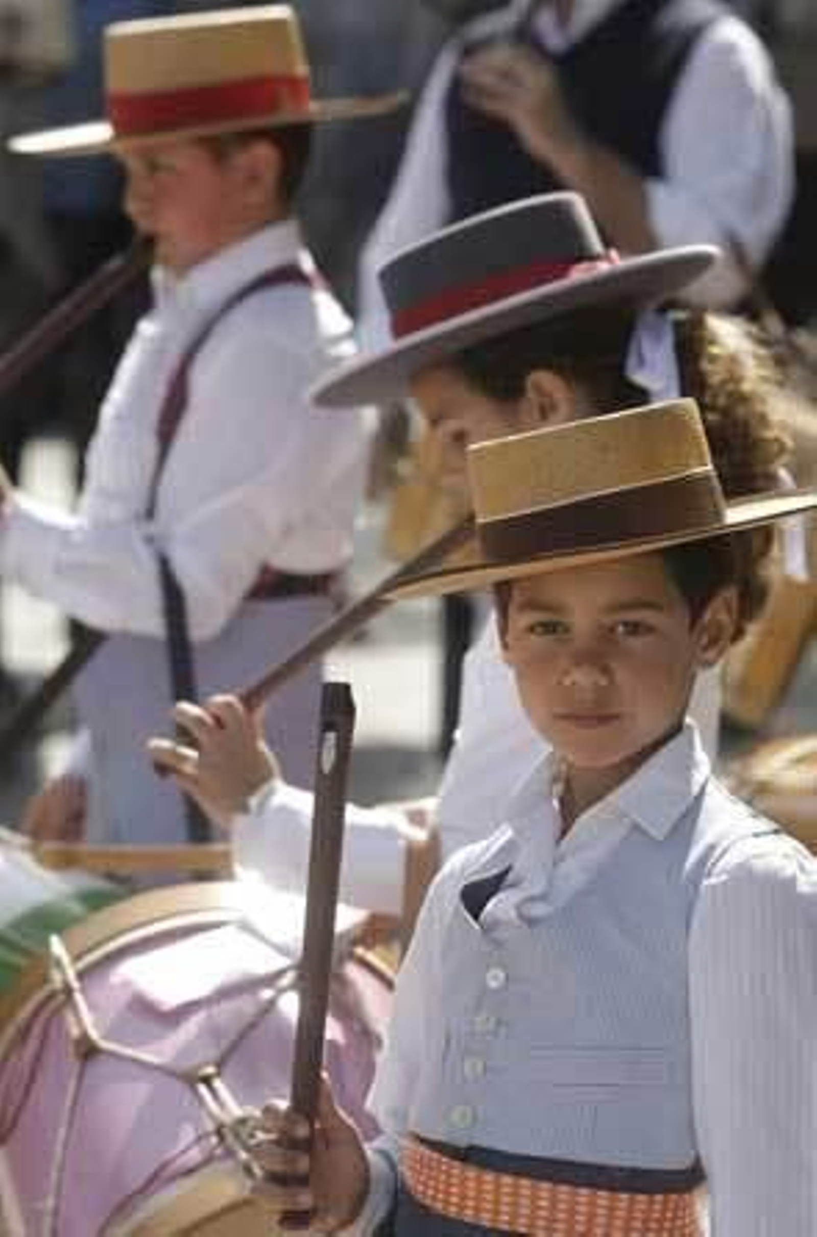 Los sanroqueños llenan el Pinar del Rey para estar con su patrón. La afluencia de pública desborda todas las previsiones de la organización  Foto: Erasmo Fenoy