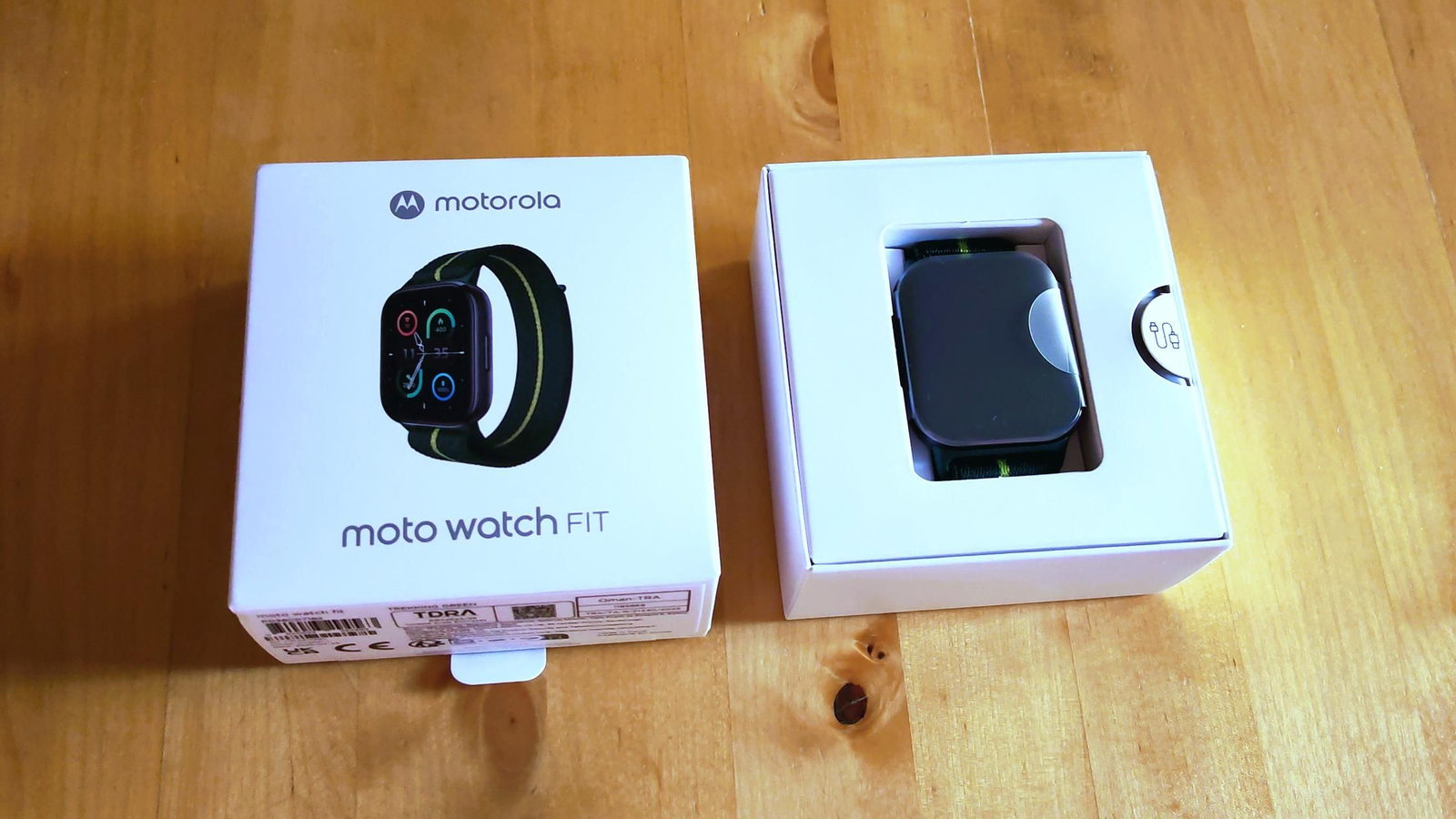 Moto Watch Fit