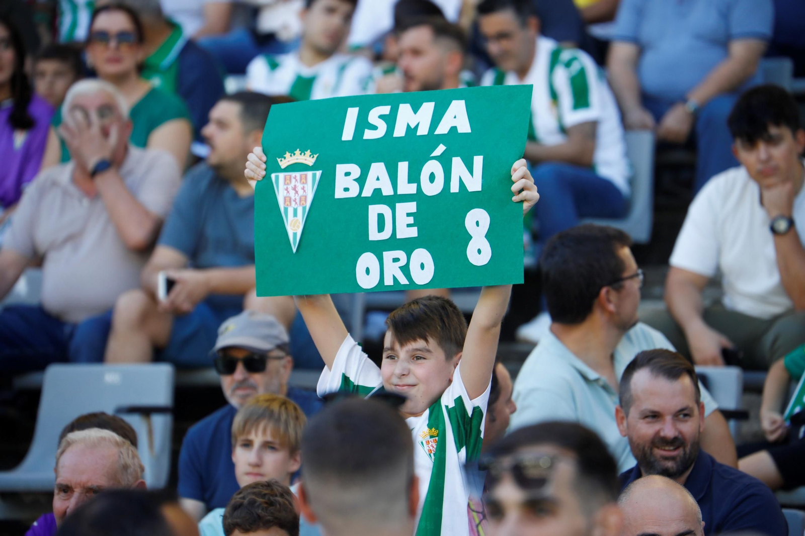 Las mejores fotos del ambiente en El Arcángel para el Córdoba CF - Racing de Ferrol