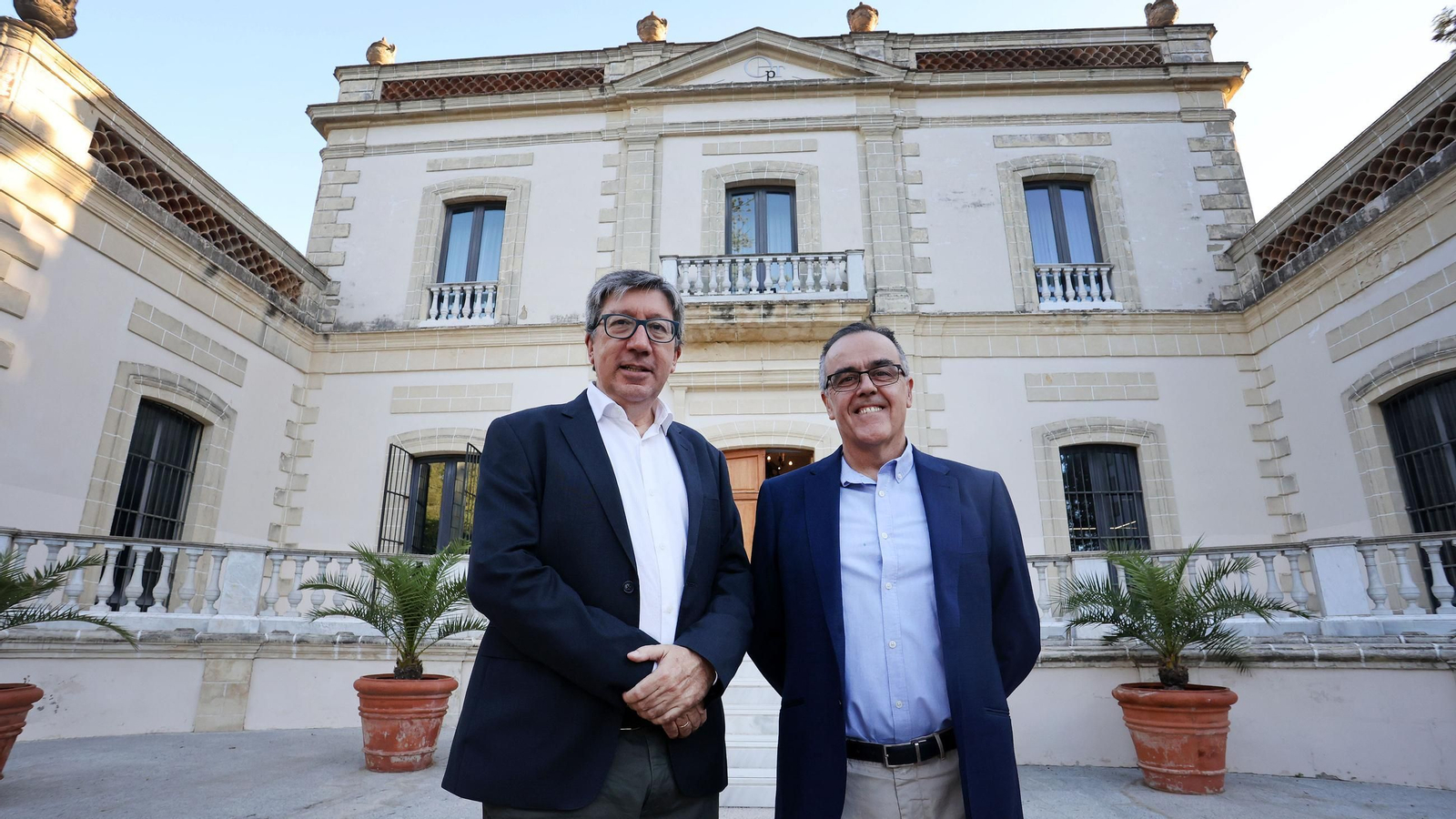 Manuel Ramírez Orellana y José Miguel Ramos Fernández, días atrás en los Museos de la Atalaya.