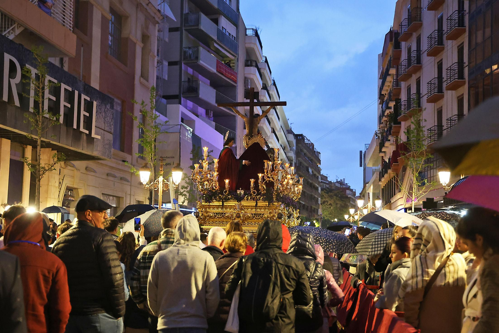 Martes Santo en Huelva: Imágenes de la Hermandad de La Lanzada