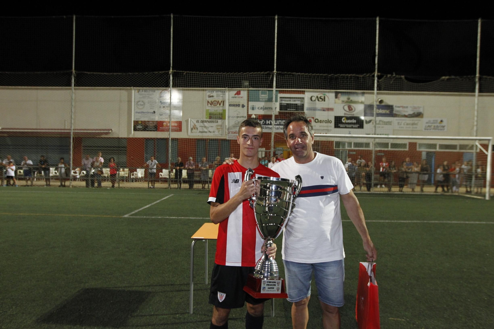 Las imágenes del VII Trofeo de Feria de Fútbol Juvenil 'I Memorial Juan Oncala'