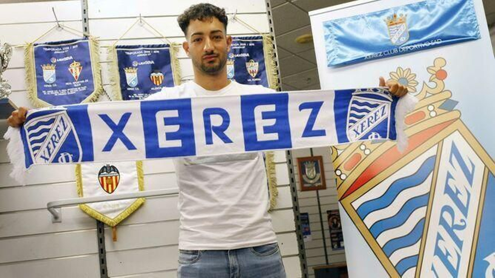 Ángel ha alcanzado un acuerdo con el club xerecista para seguir.