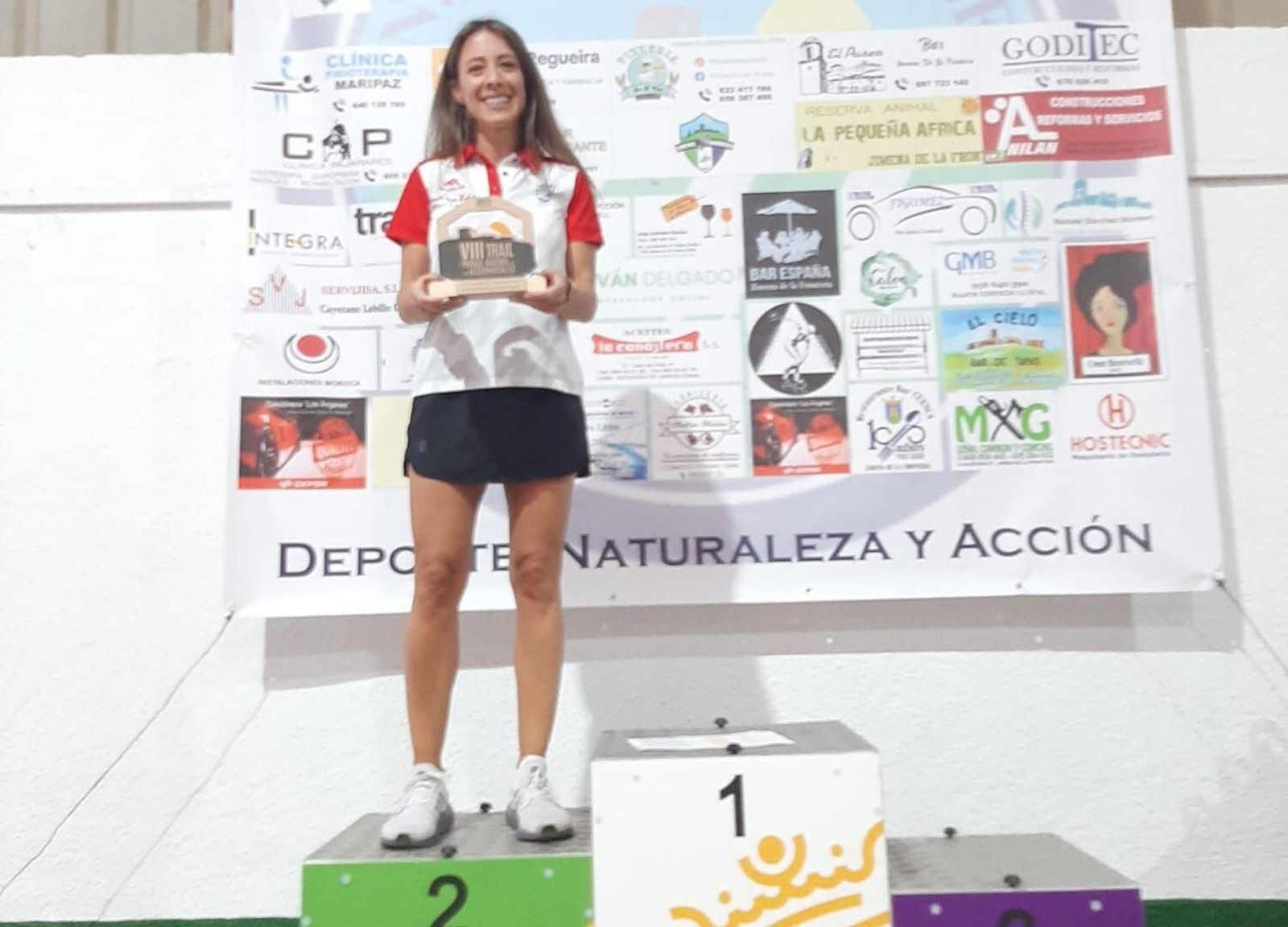 Rebeca González, en el segundo cajón del podio en Jimena de la Frontera.